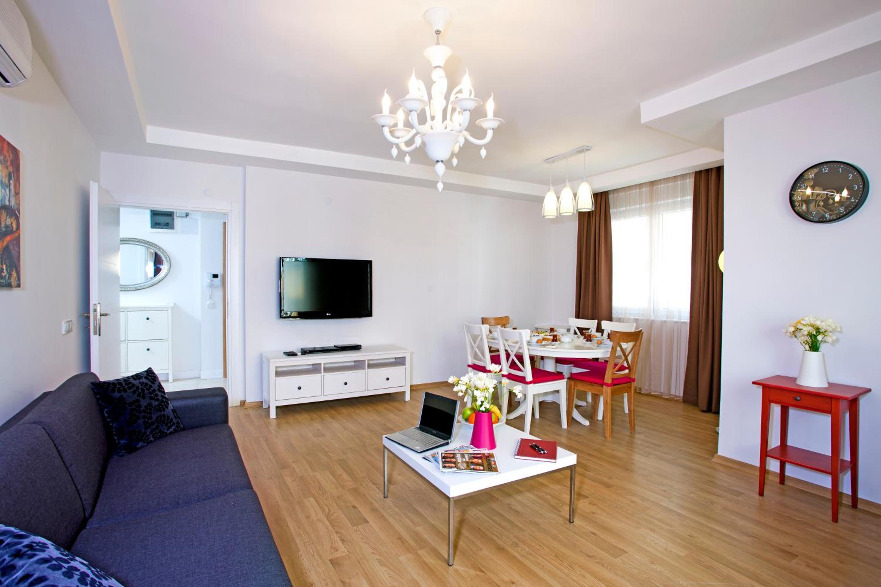 The Room Hotel & Apartments - Image 56