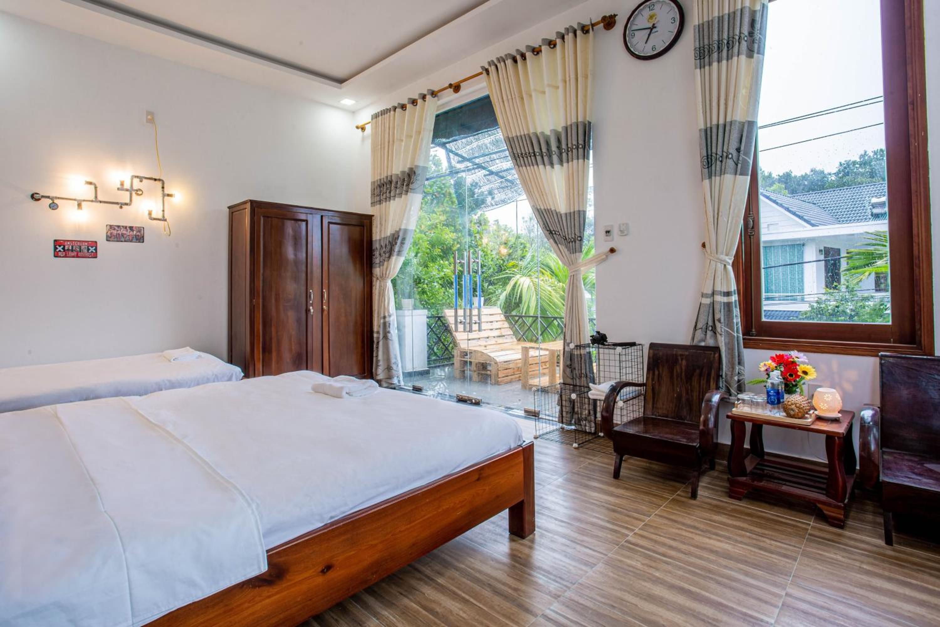 Lam Vien Homestay Hue view 4
