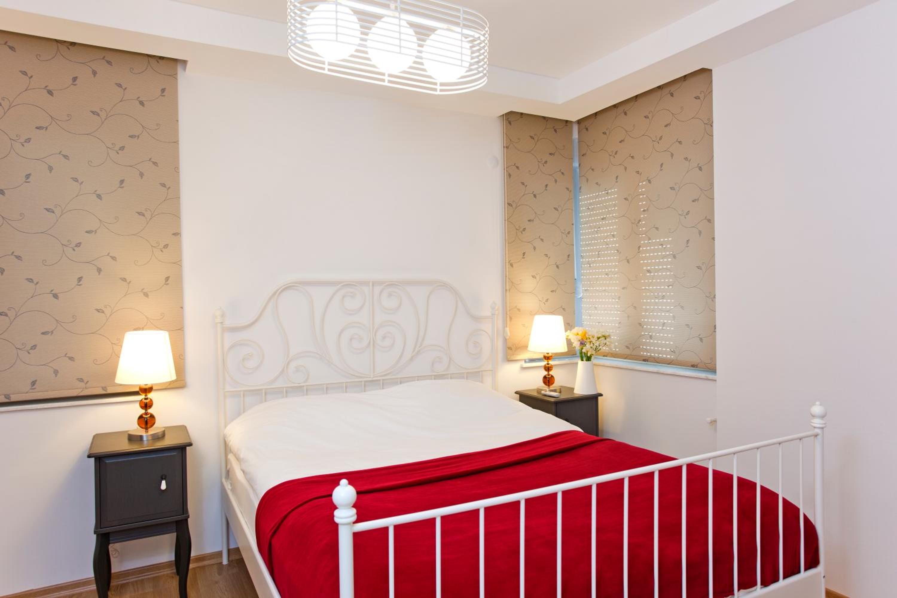 The Room Hotel & Apartments - Image 58
