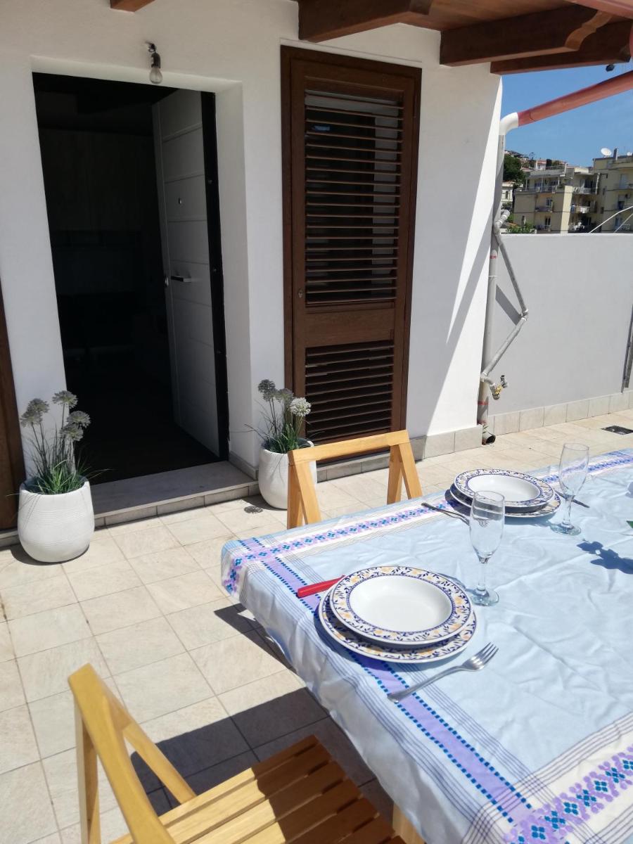Tigellio Apartment-Central-Views-Terrace Q6426 photo 1