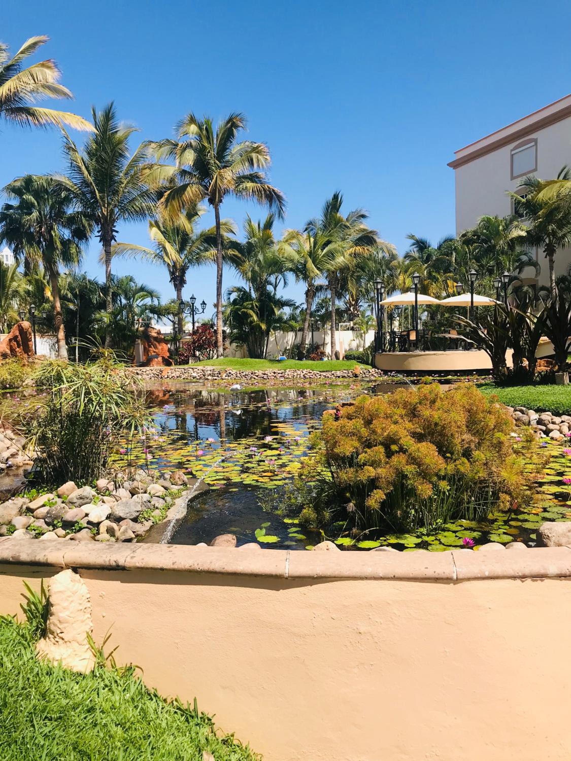 Costa Bonita Resort