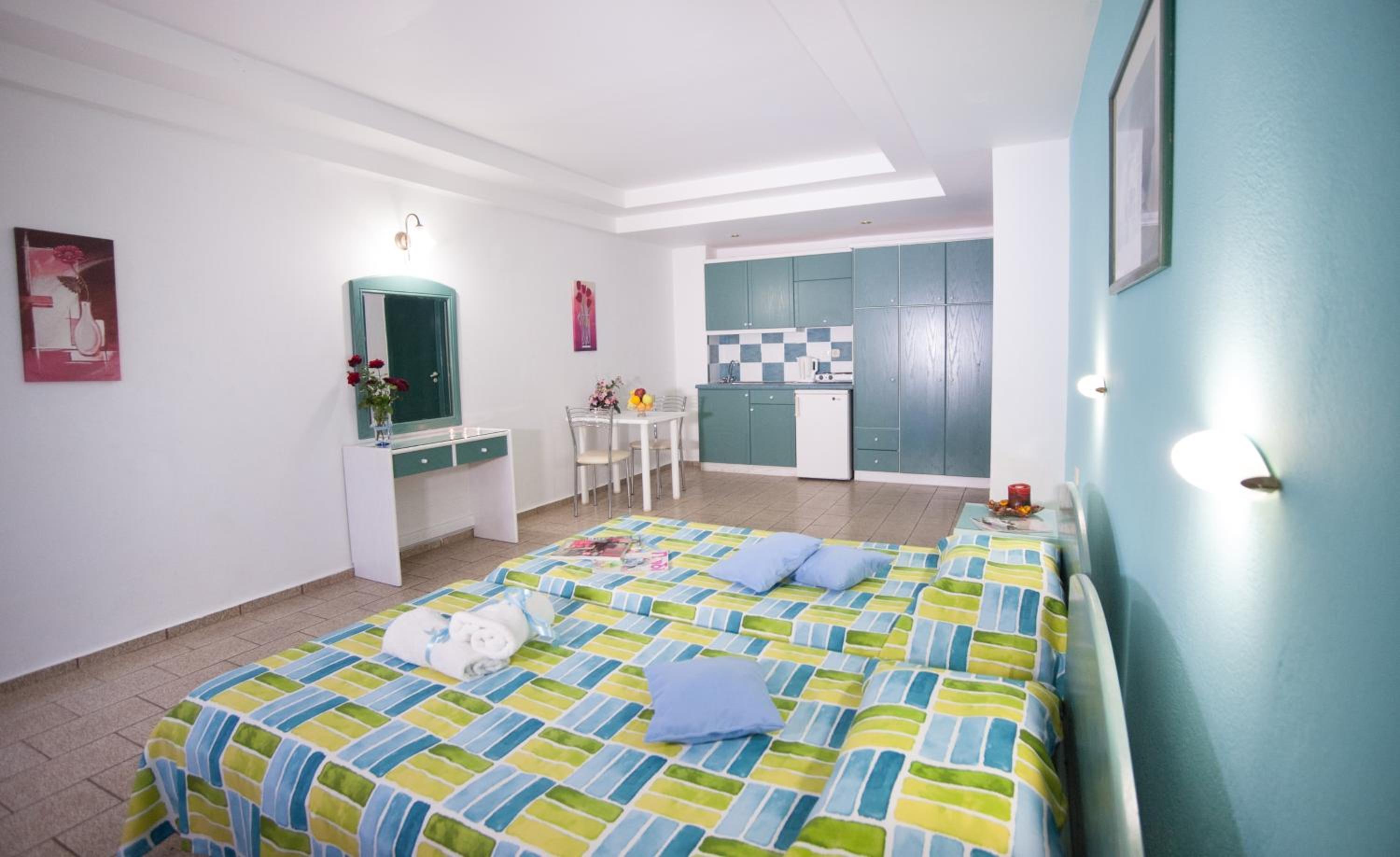Theoni Apartments