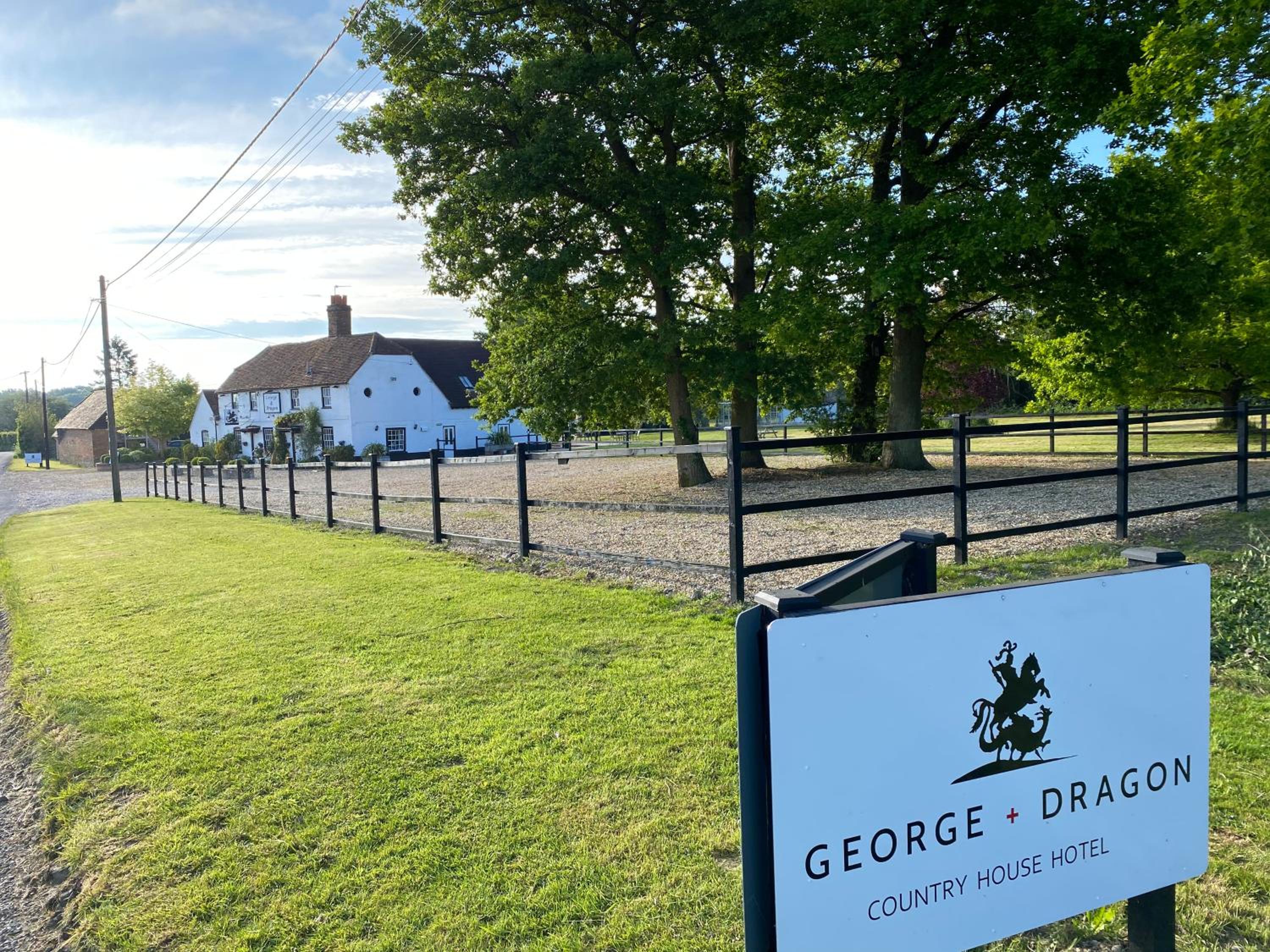 George & Dragon Country Pub & Hotel Wolverton Townsend view 4
