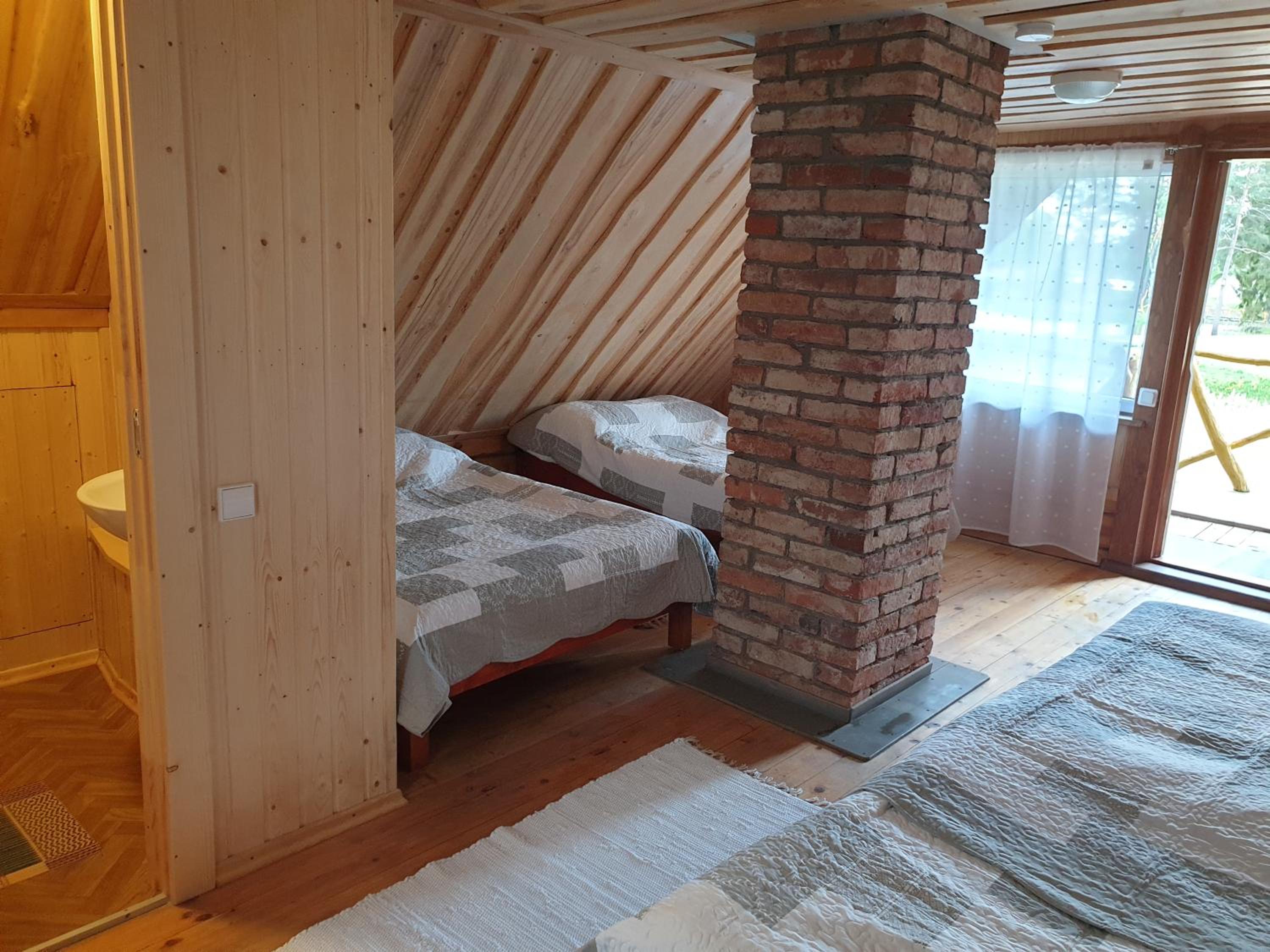 Photo 57