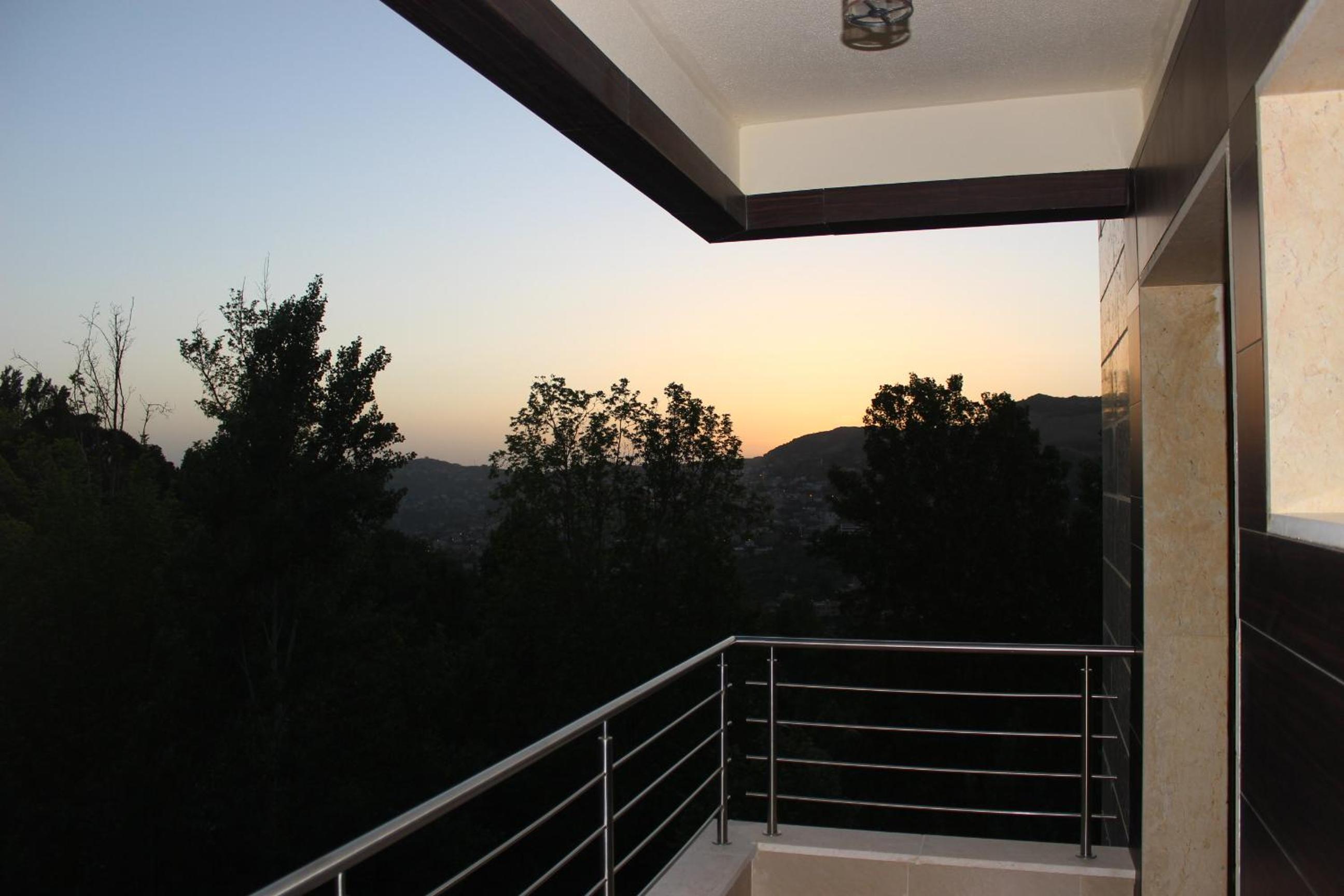 Austria Luxury Apartments, Faraya Hotel