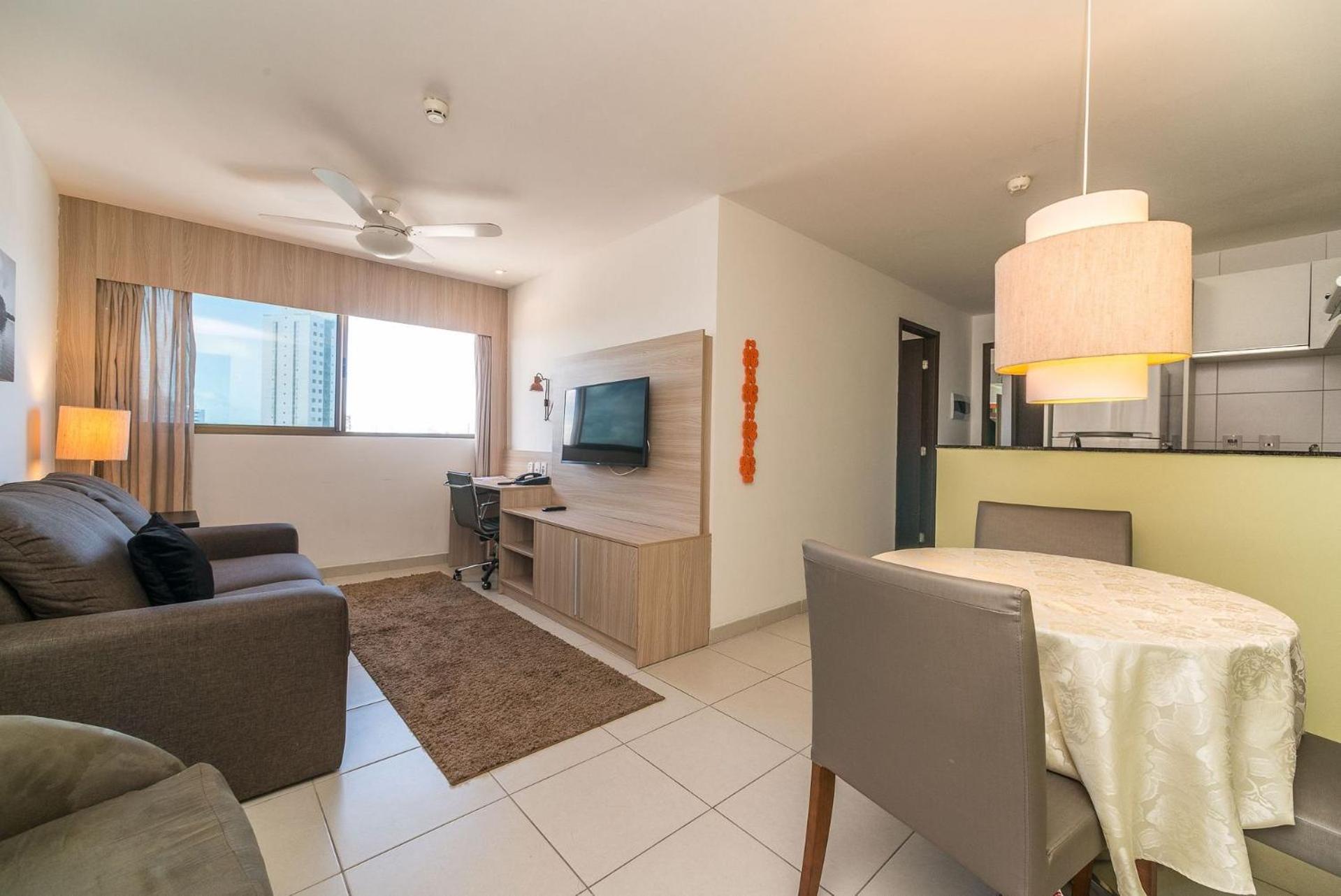 Excelente Flat em Boa Viagem 2 quartos Beach Class Ideal para Família ou Viagens de Negócio NOB2104