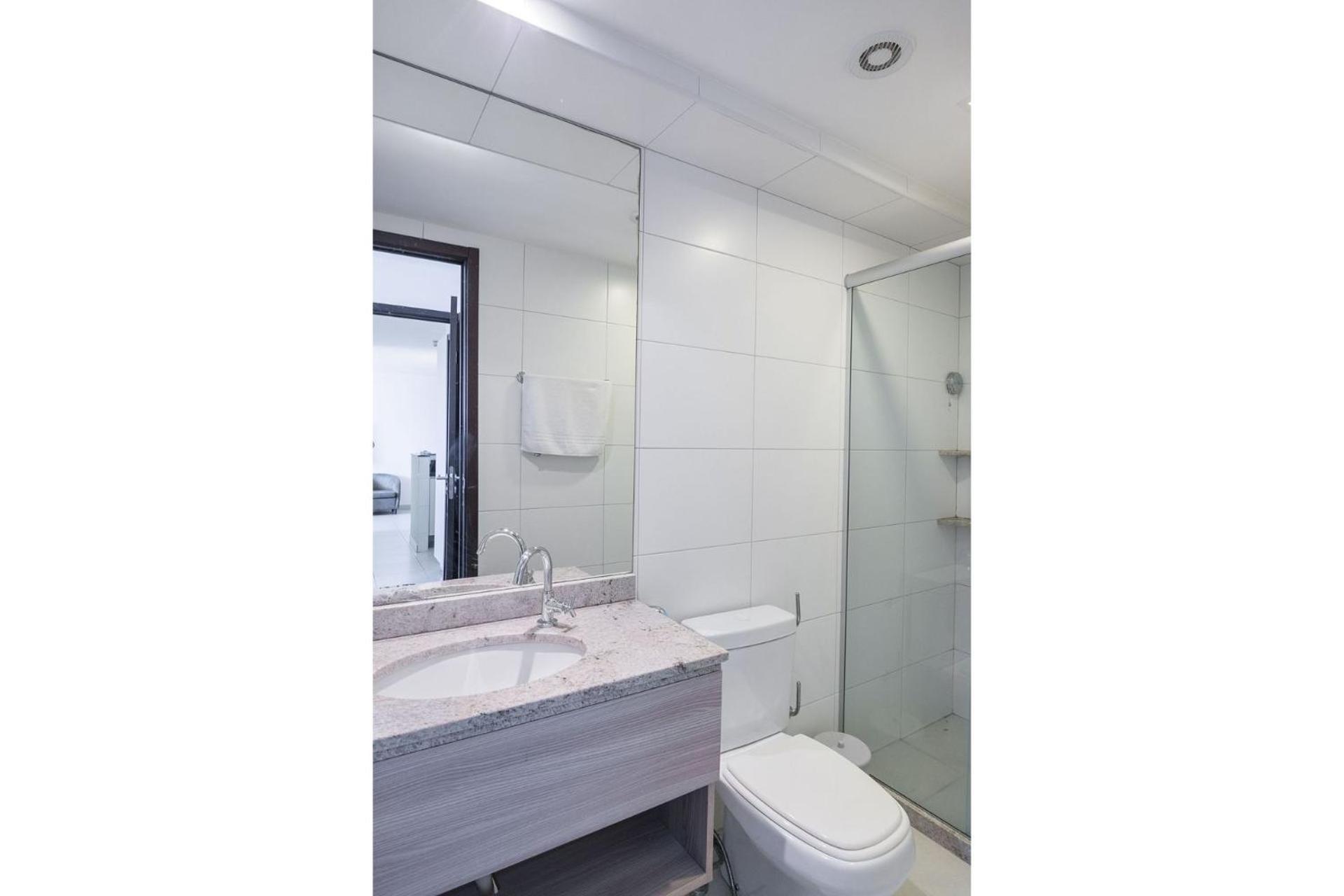 Excelente Flat em Boa Viagem 2 quartos Beach Class Ideal para Família ou Viagens de Negócio NOB2104