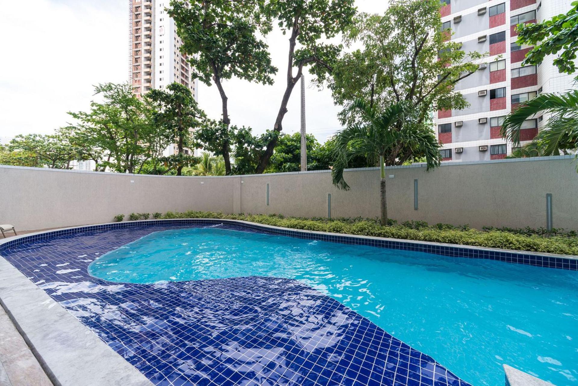 Excelente Flat em Boa Viagem 2 quartos Beach Class Ideal para Família ou Viagens de Negócio NOB2104