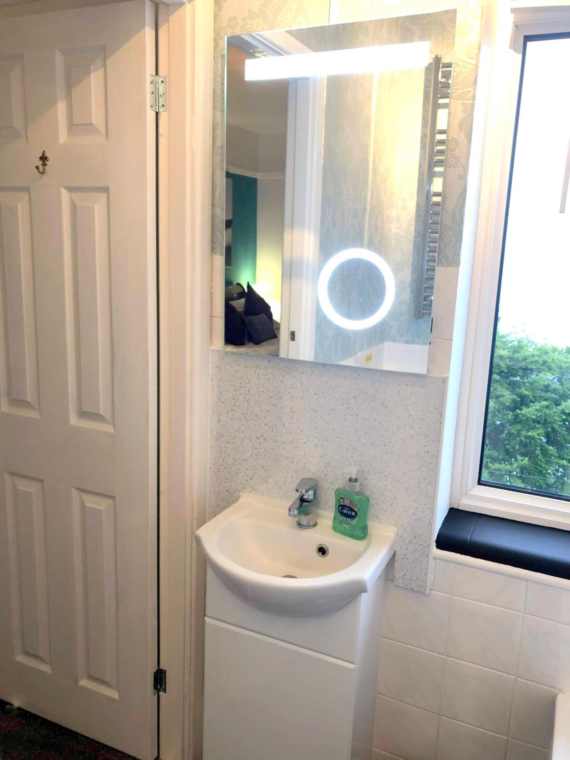 Lynton Vacations - The North Cliff Hotel - Property Image 68