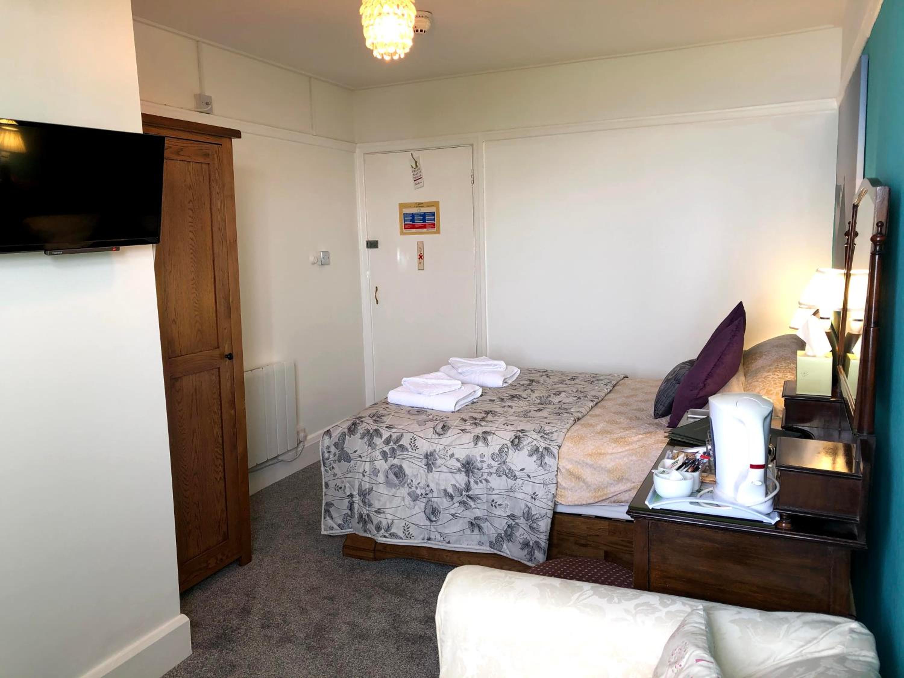 Lynton Vacations - The North Cliff Hotel - Property Image 70