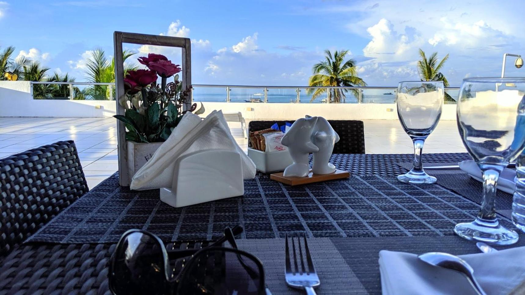 Bohol South Beach Hotel