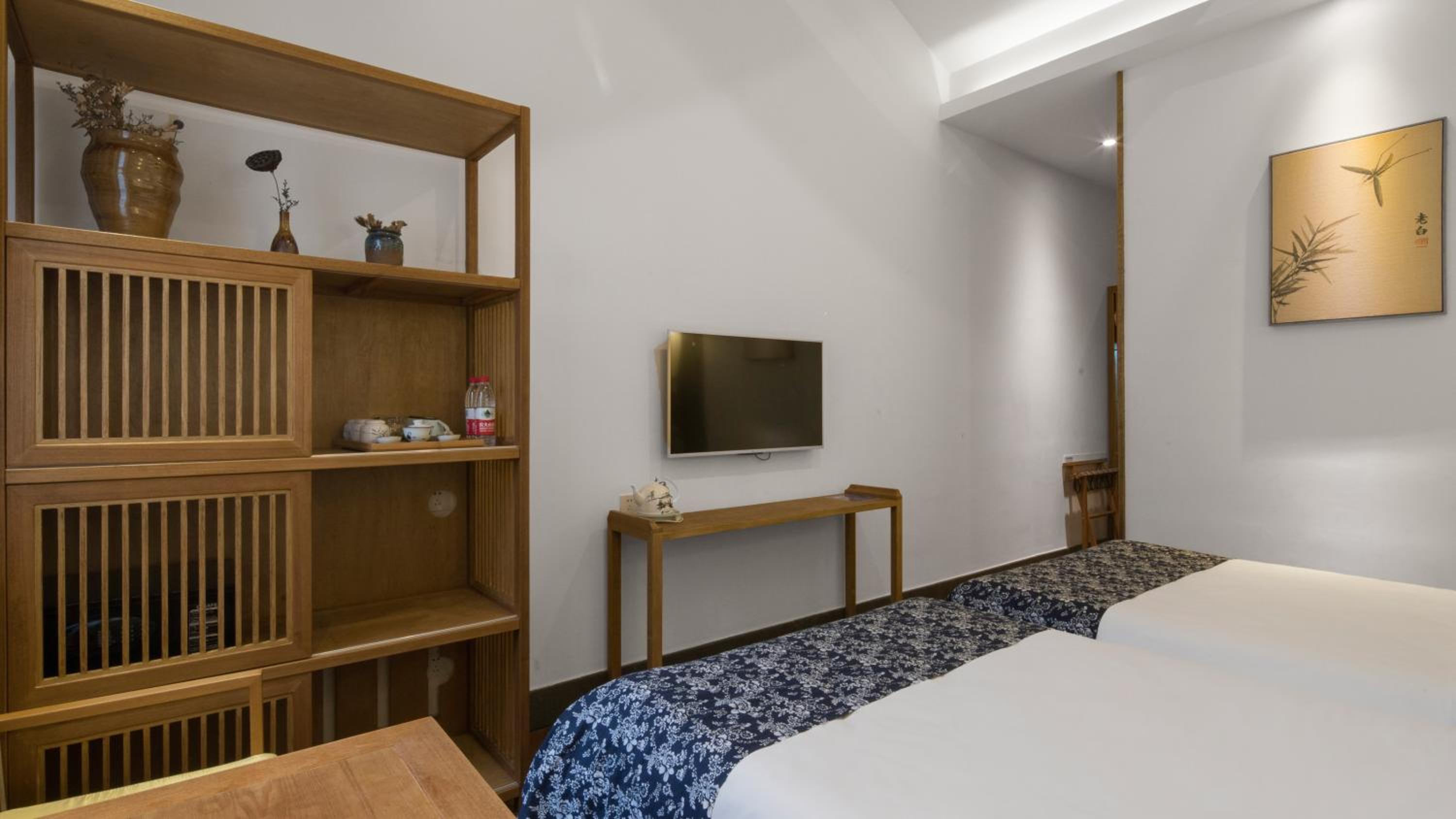 Floral Hotel · Yuexiang Inn Wuzhen
