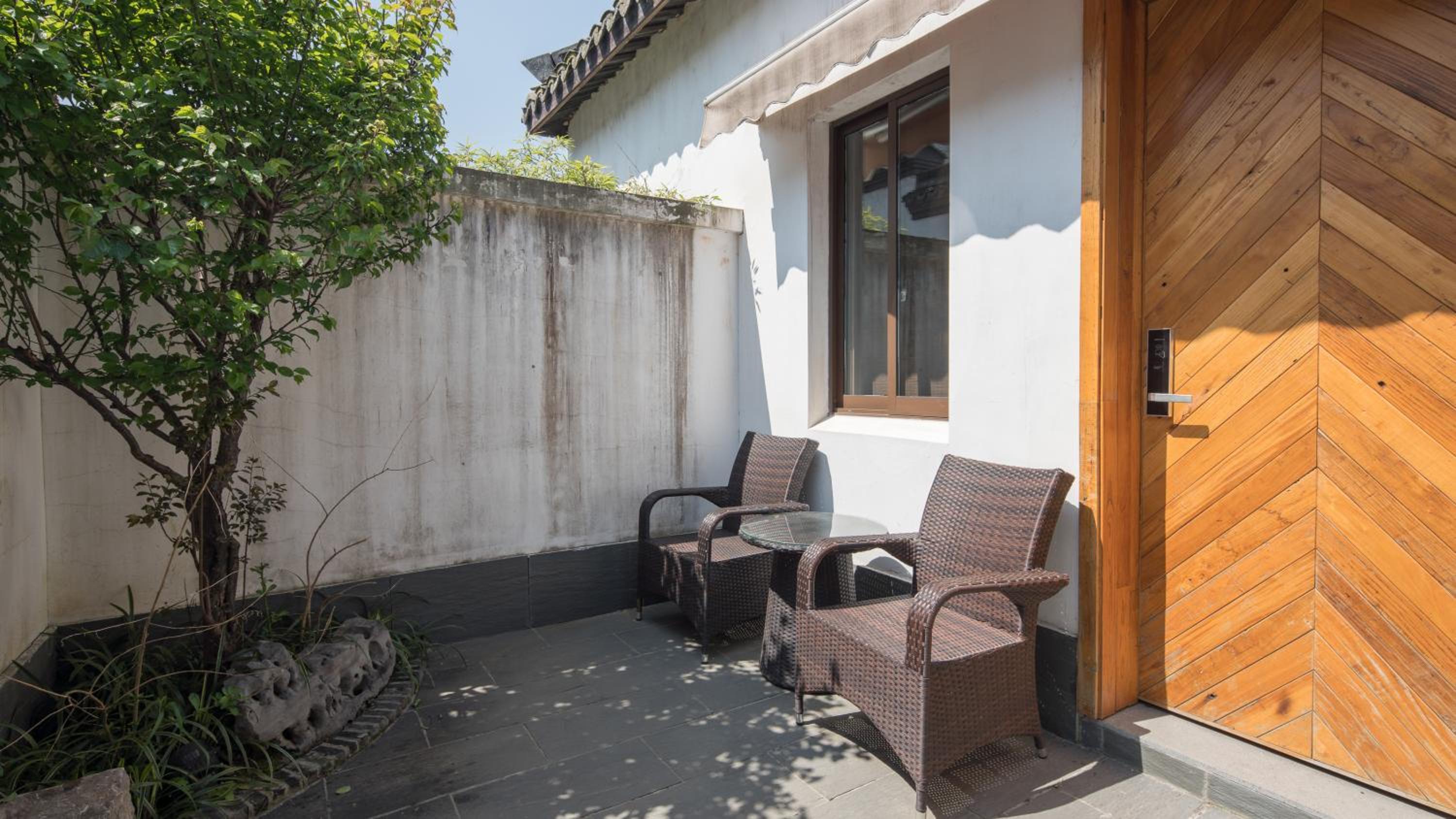 Floral Hotel · Yuexiang Inn Wuzhen