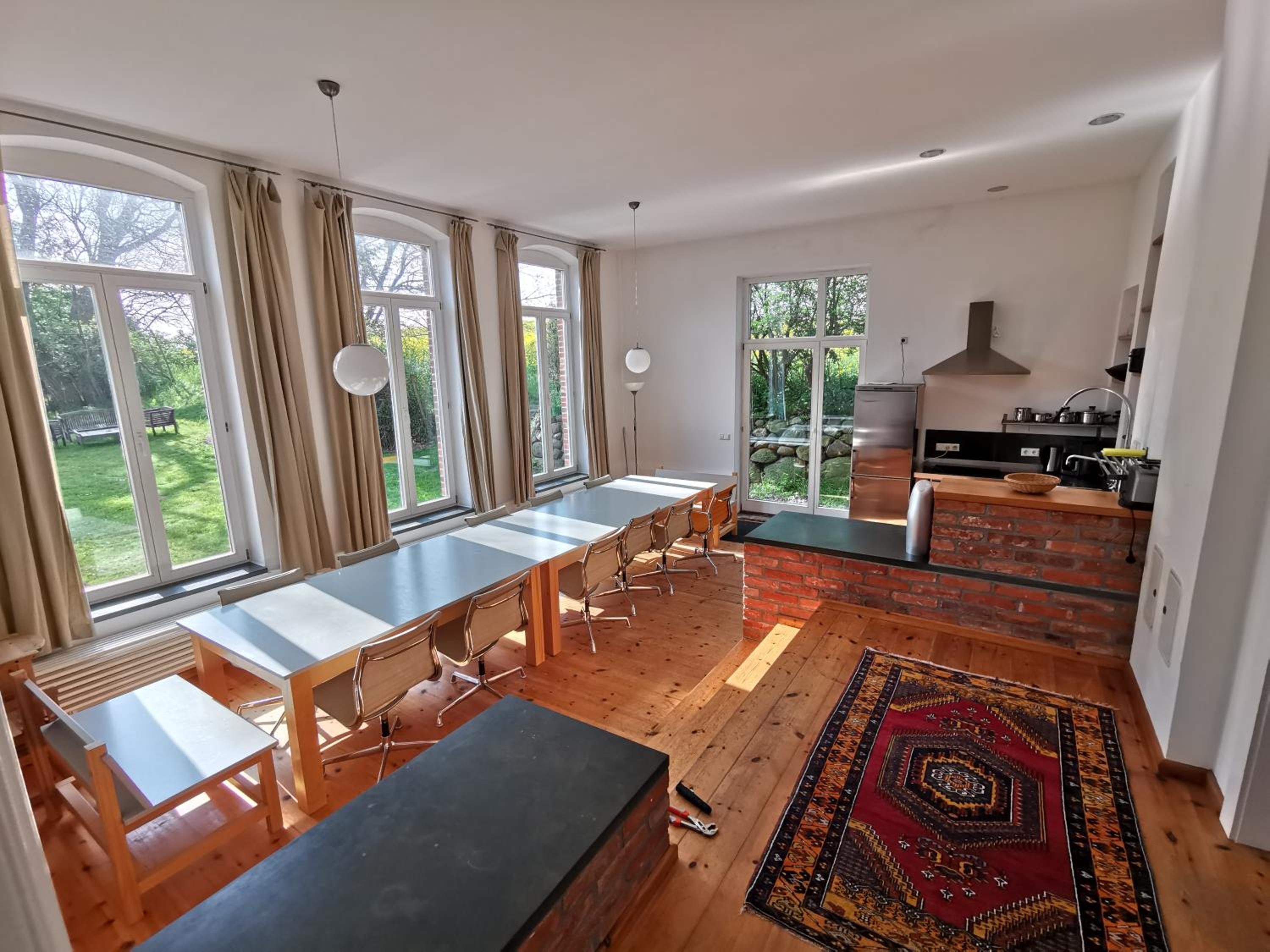 Gutshaus Thorstorf FeWo Boltenhagen EG und Tiefpaterre view 2