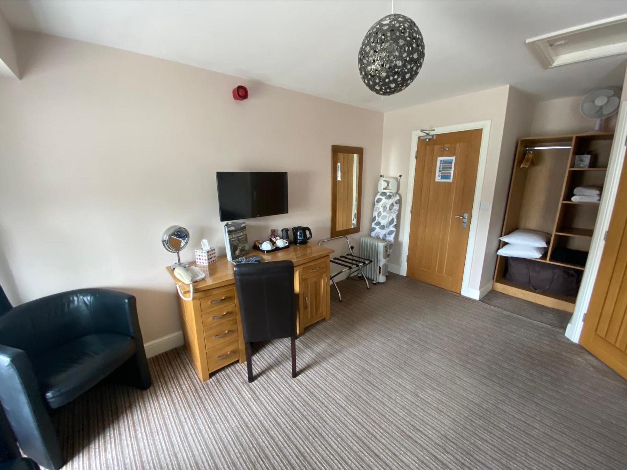 Barnard Castle Vacations - The Three Horseshoes Hotel - Property Image 7