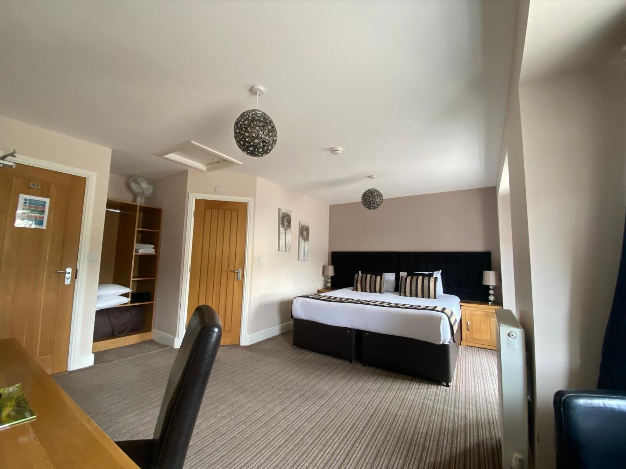 Barnard Castle Vacations - The Three Horseshoes Hotel - Property Image 9