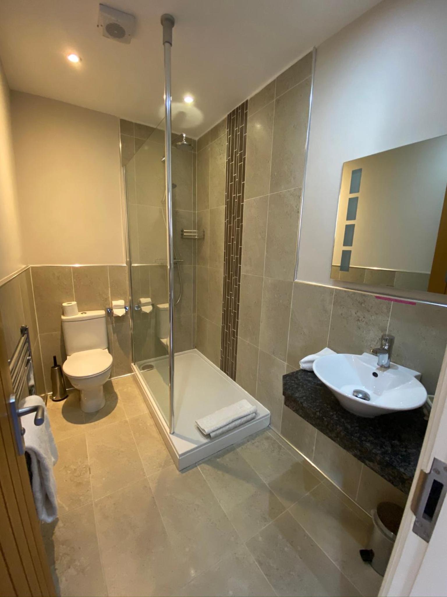 Barnard Castle Vacations - The Three Horseshoes Hotel - Property Image 5