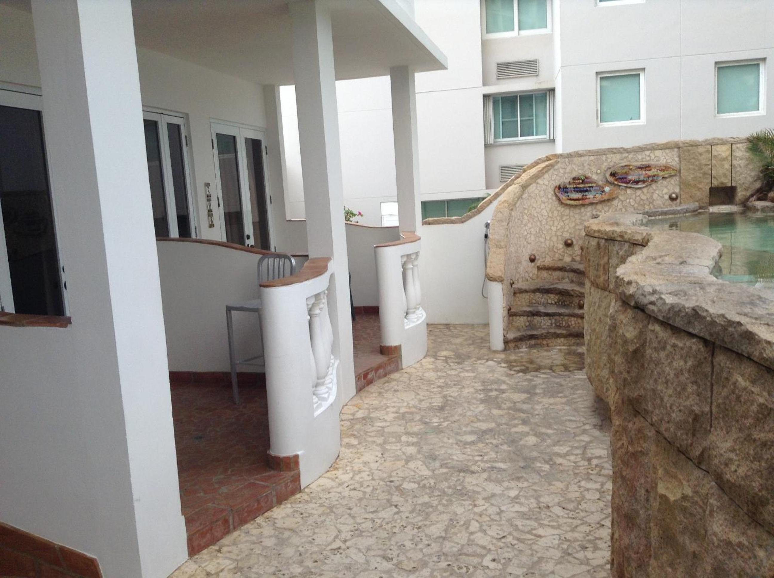 Acacia Boutique Hotel - Property Image 1