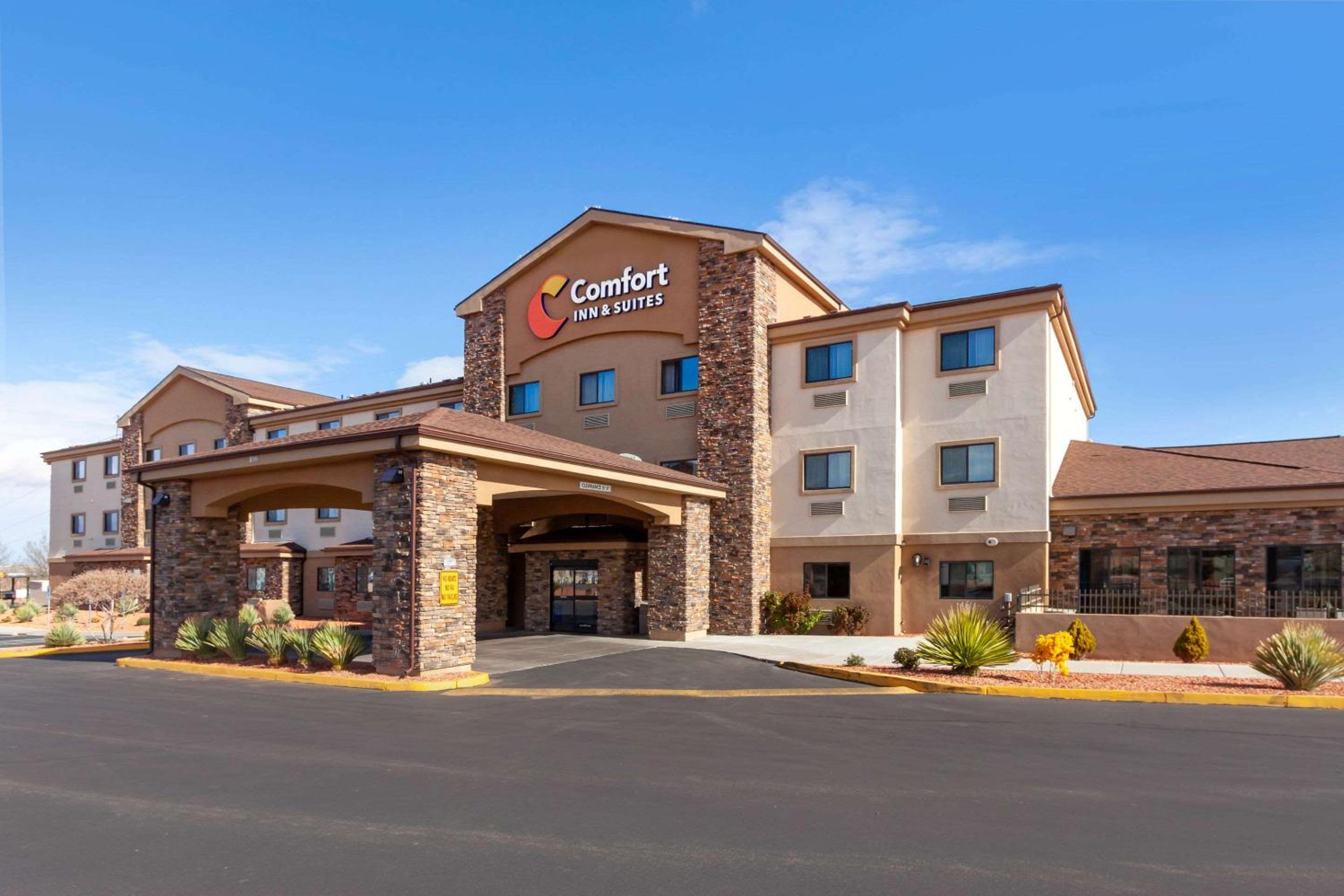 Page Vacations - Comfort Inn  Suites Page at Lake Powell - Property Image 3