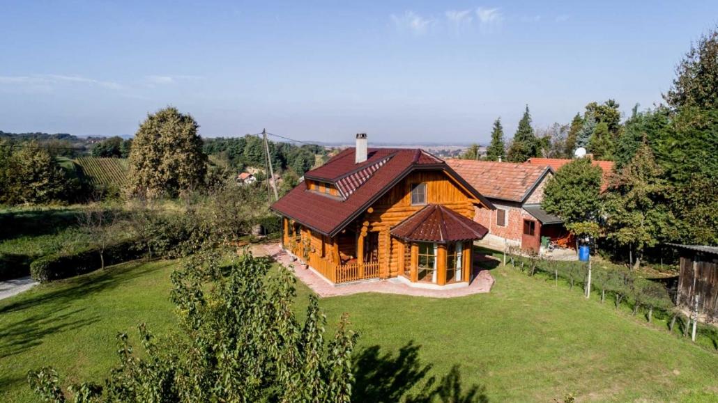 Kuća lješnjaka view 2