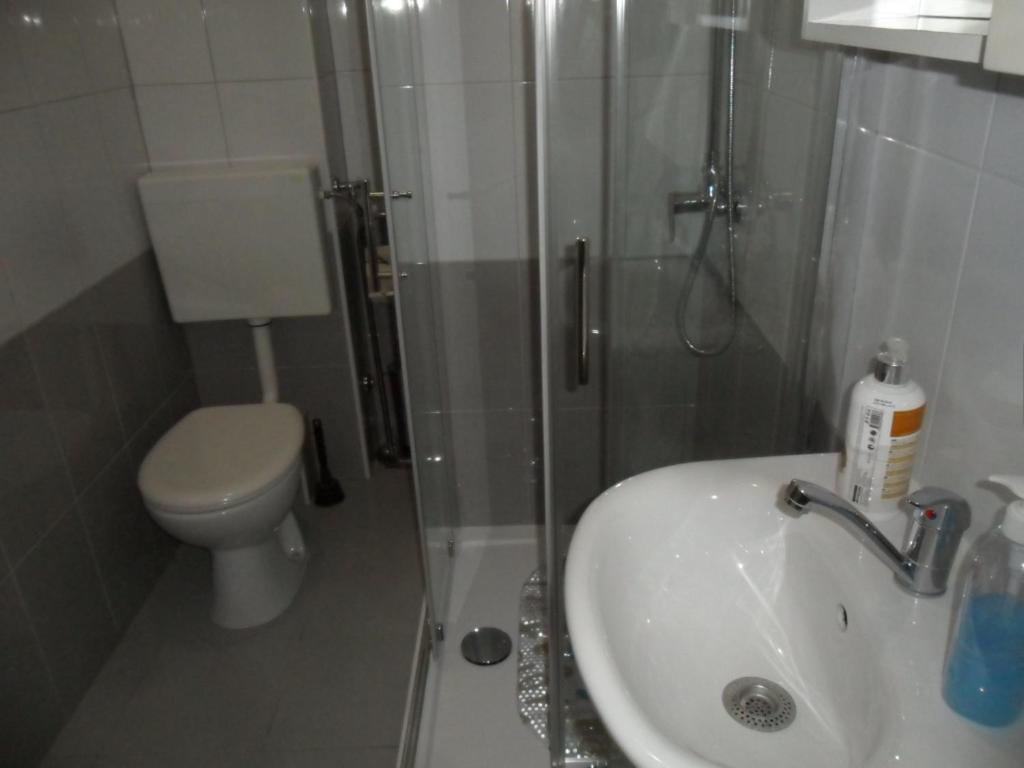 Photo 47
