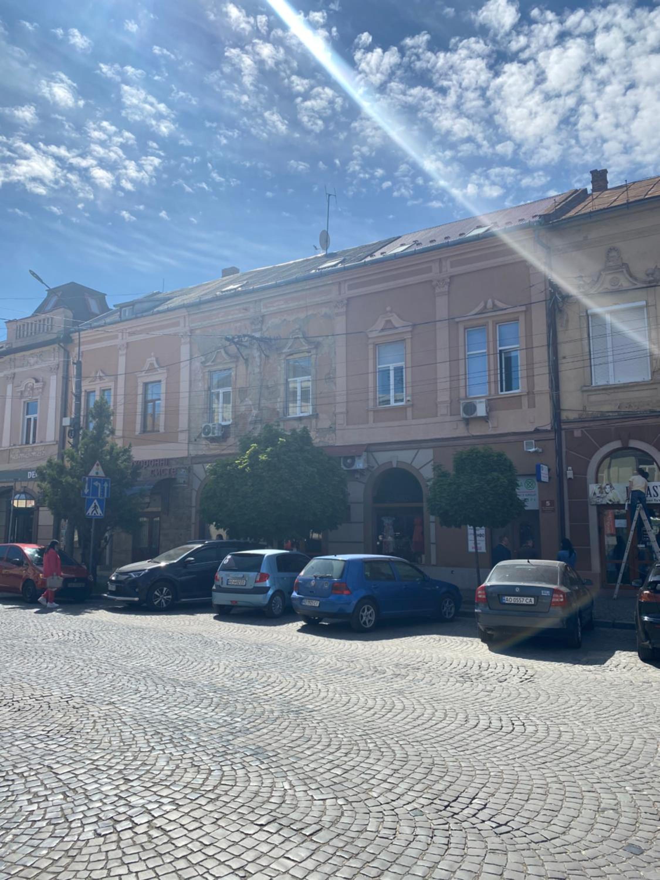 Apartment suite Mukachevo view 3
