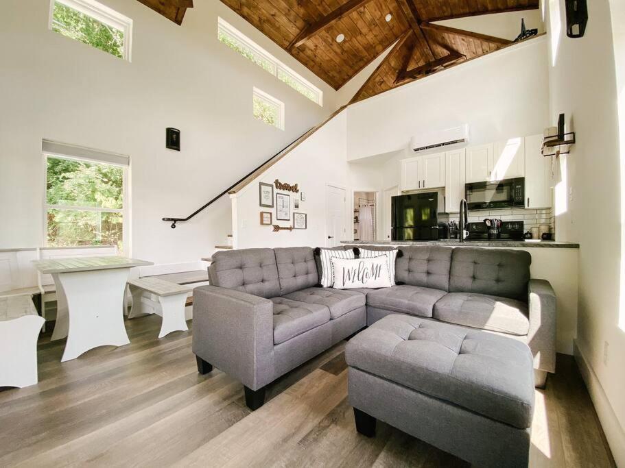 Modern Smoky Mountain Tiny House view 3