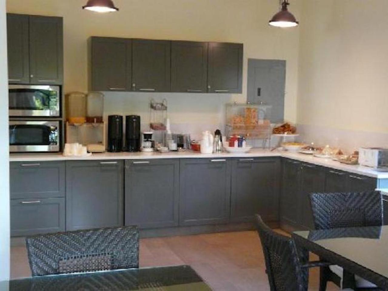 Photo 51