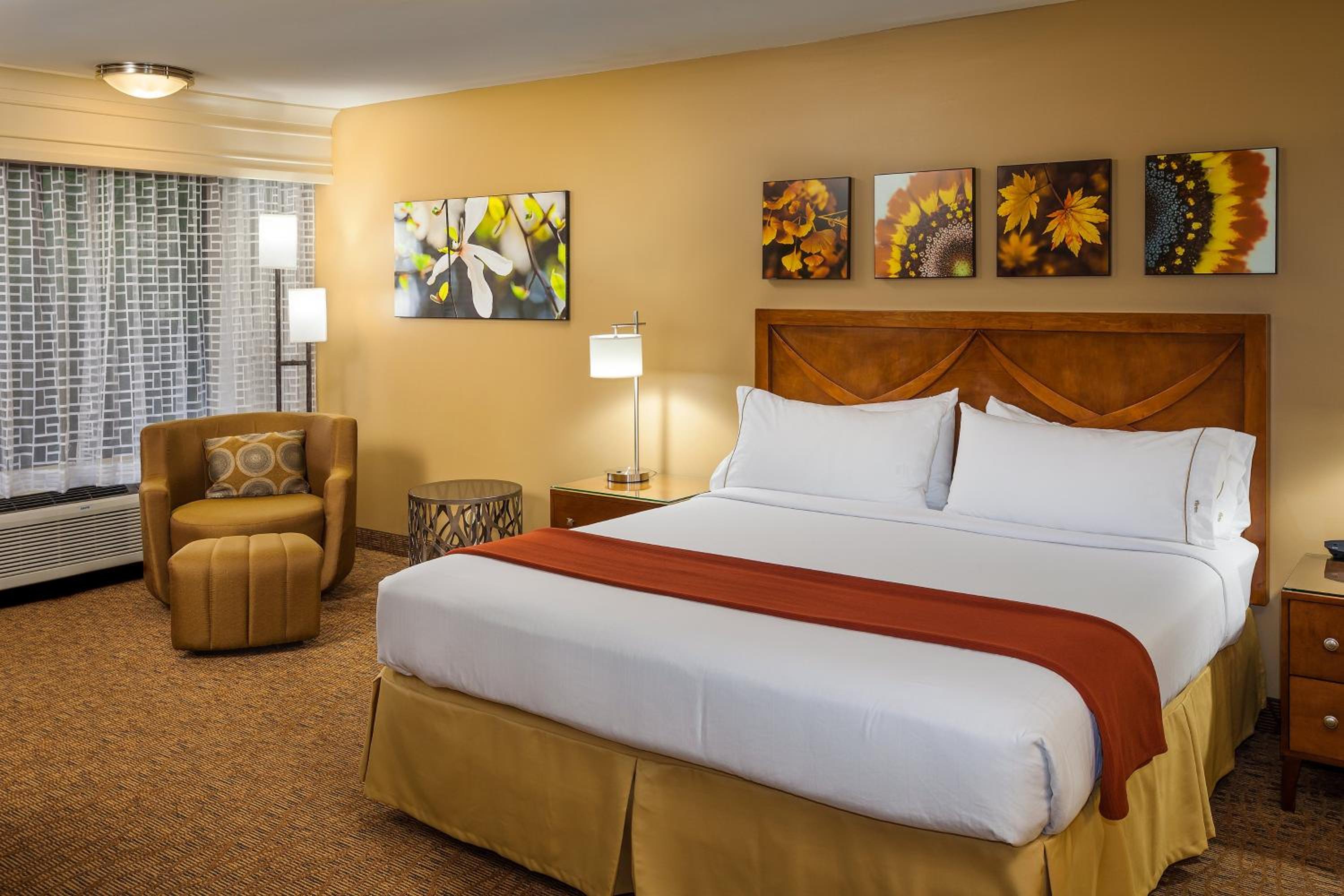 Holiday Inn Express Simi Valley, an IHG Hotel - Property Image 20