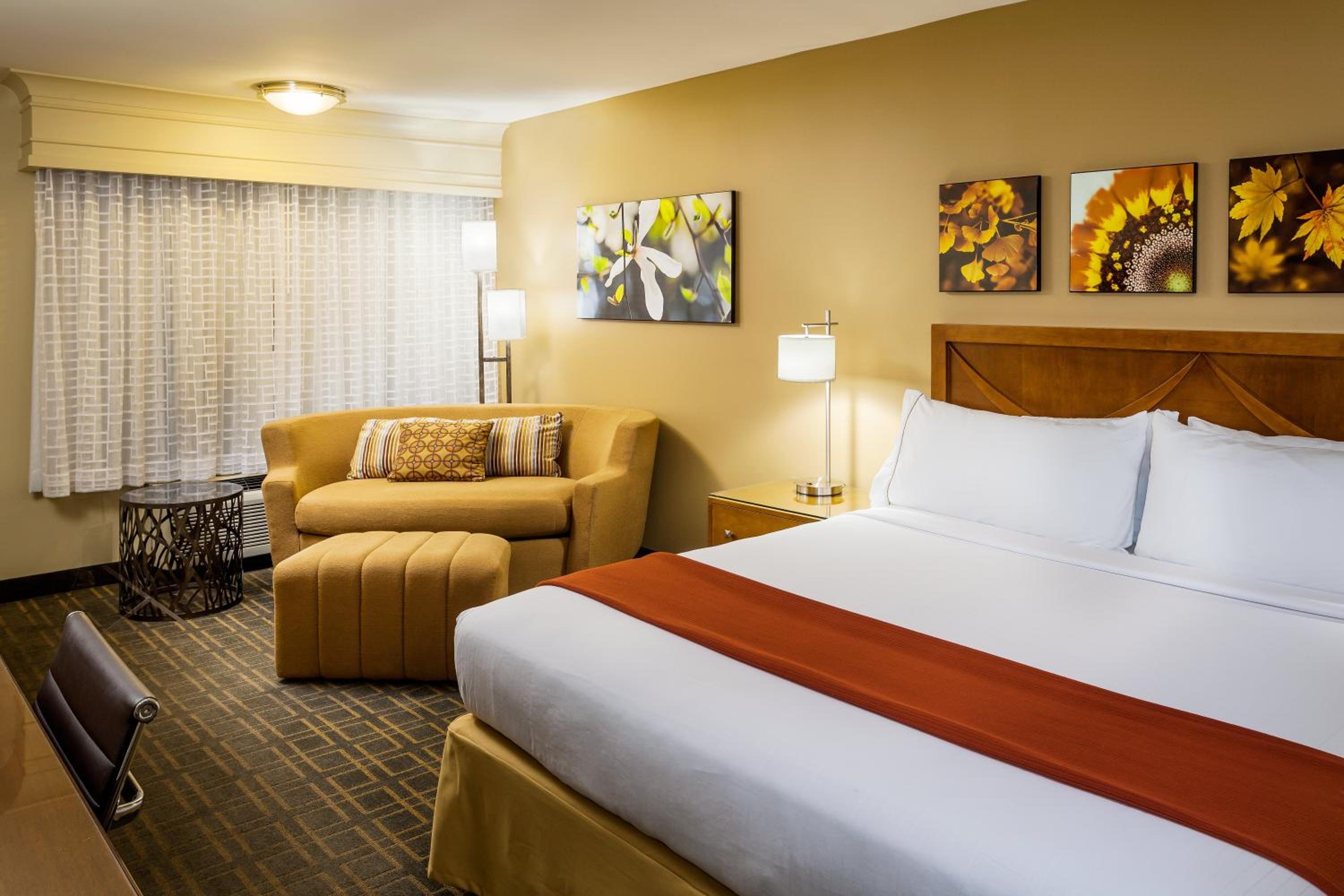 Holiday Inn Express Simi Valley, an IHG Hotel - Property Image 18