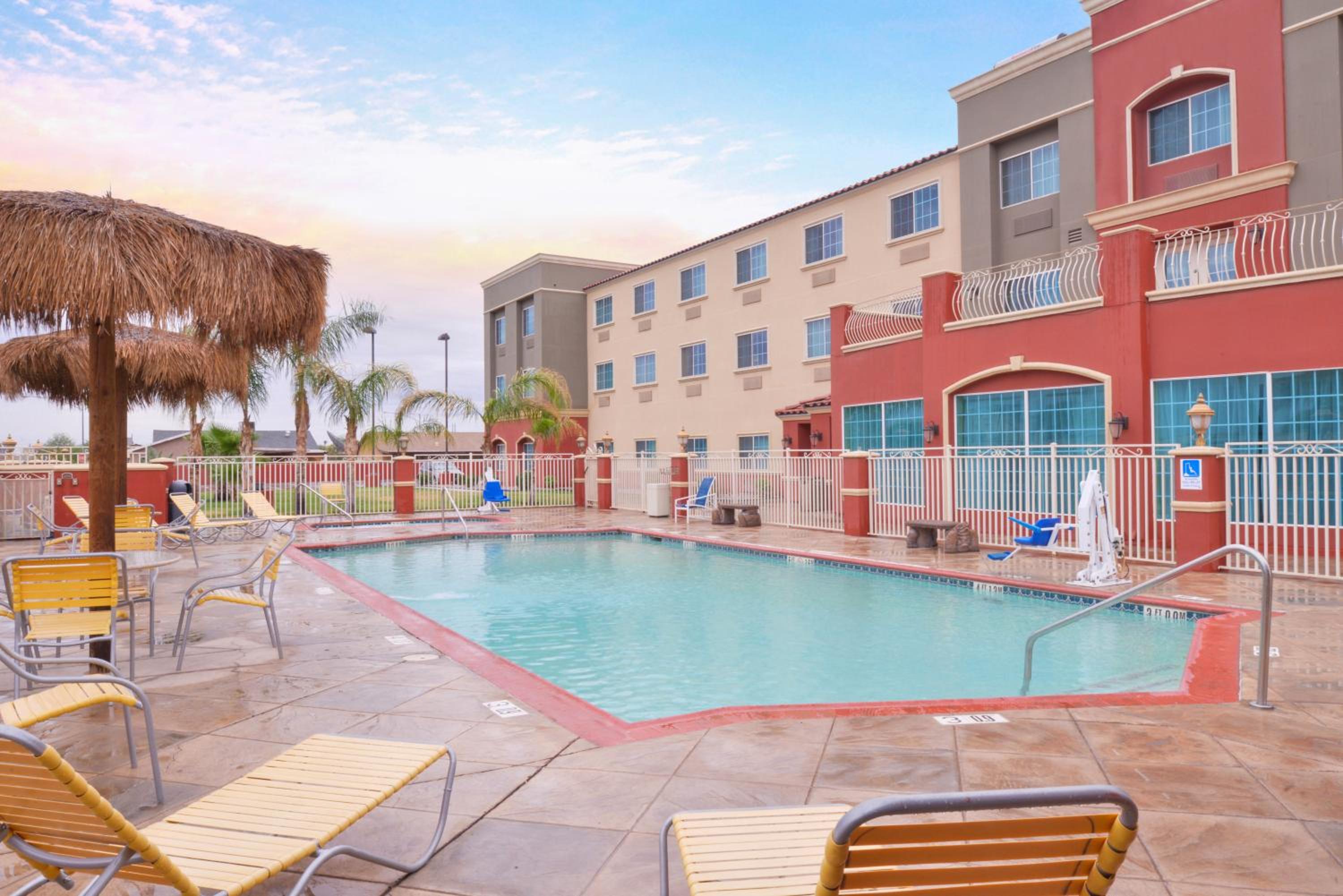 Holiday Inn Express Hotel & Suites El Centro by IHG