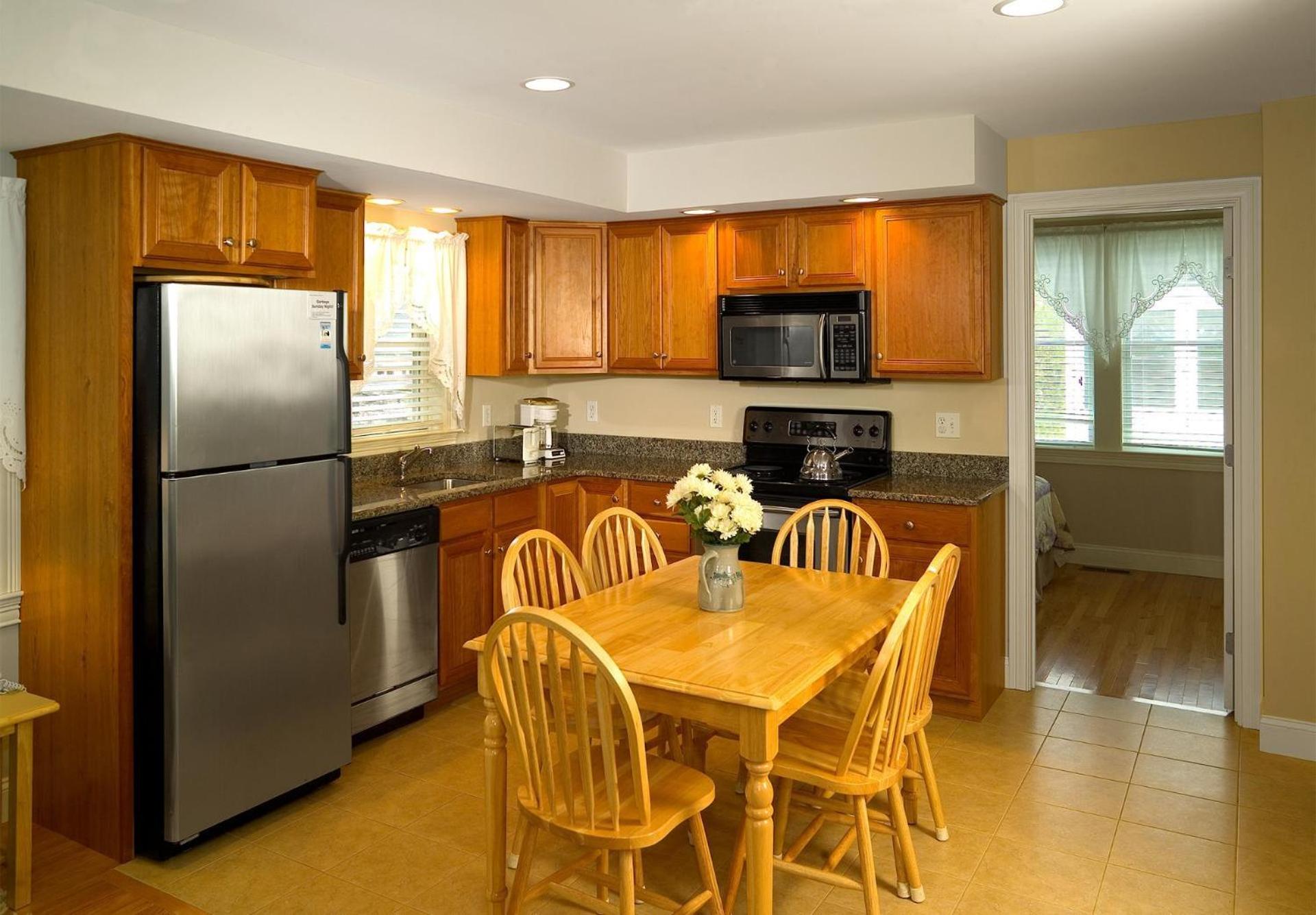 Carriage House at One Long Beach view 2