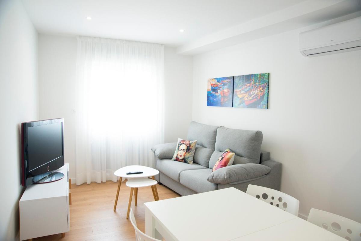 L2 Apartamento O Grove Centro 2 hab con aire acondicionado y wifi photo 2