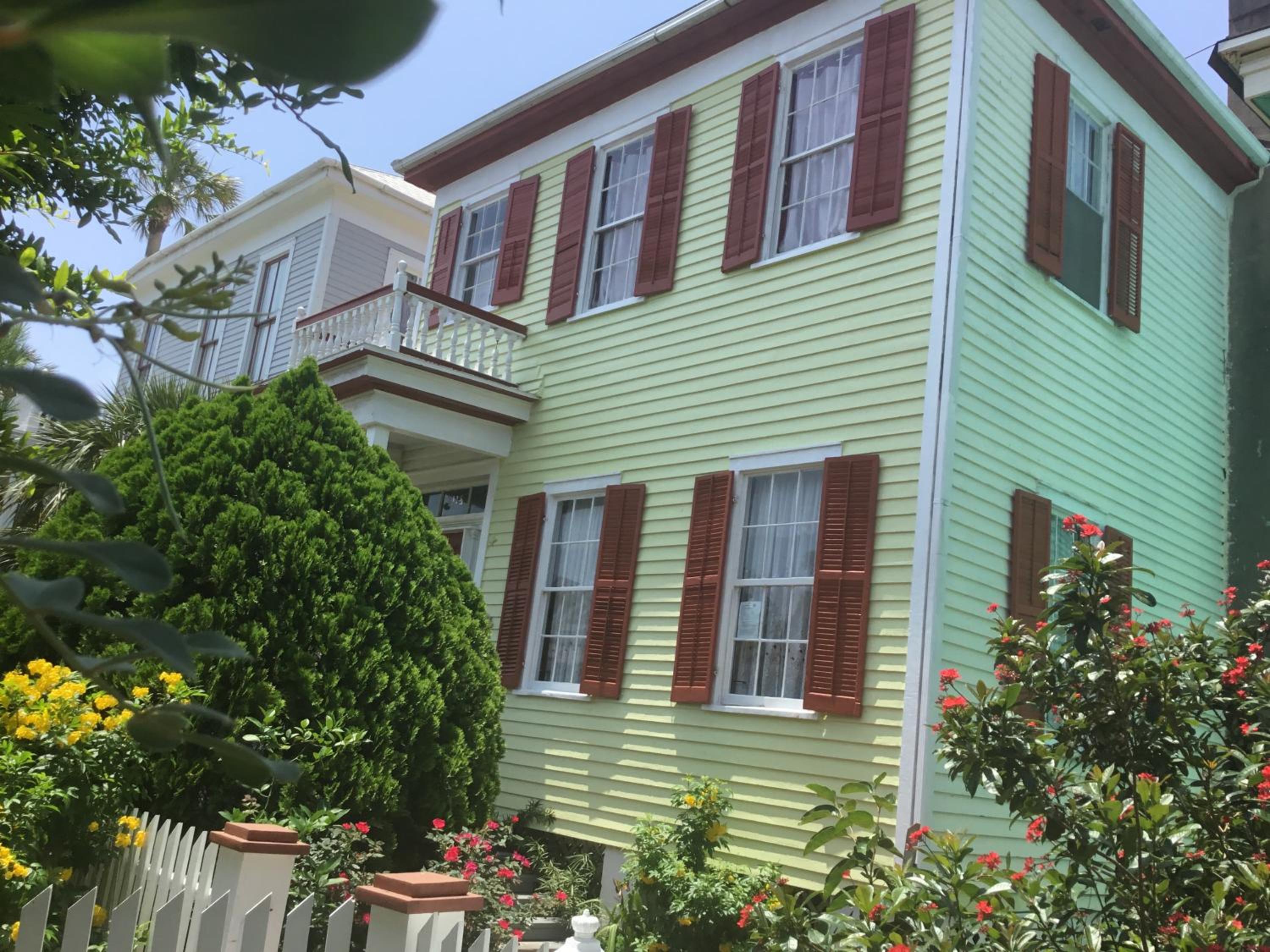 1118 Postoffice Street view 2