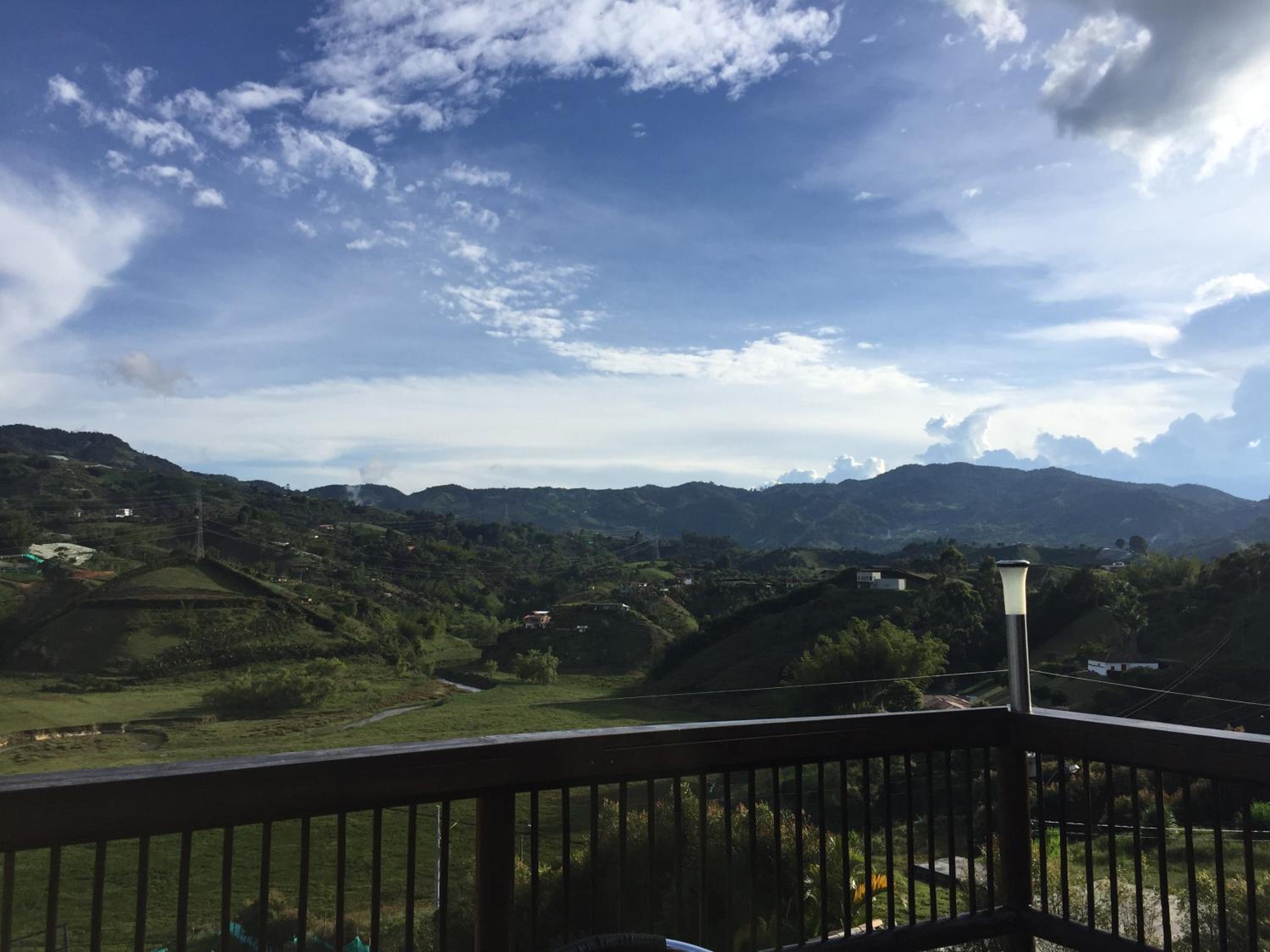 CASA CAMPESTRE MONTECARLO Guatapé- desayuno a pareja