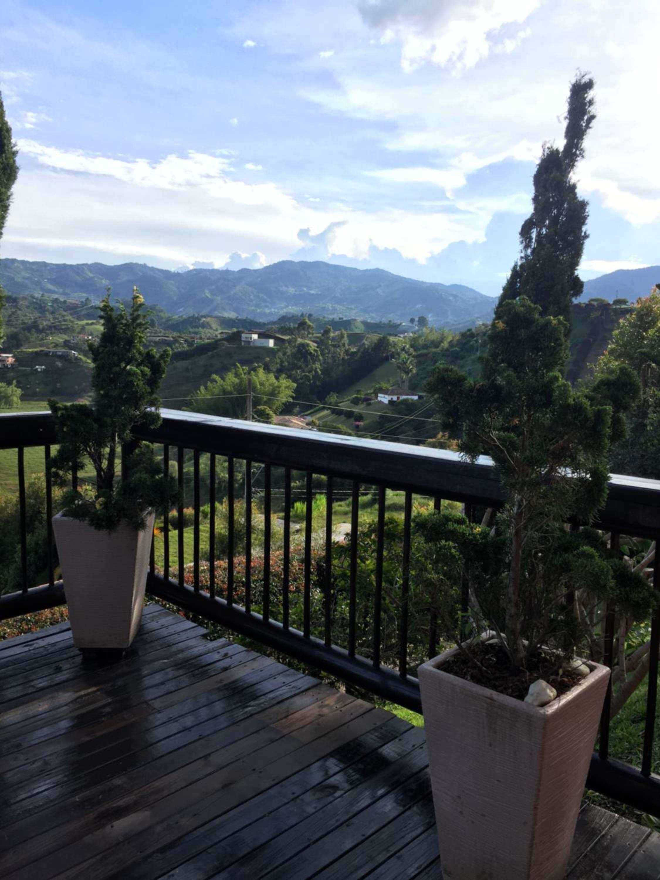 CASA CAMPESTRE MONTECARLO Guatapé- desayuno a pareja