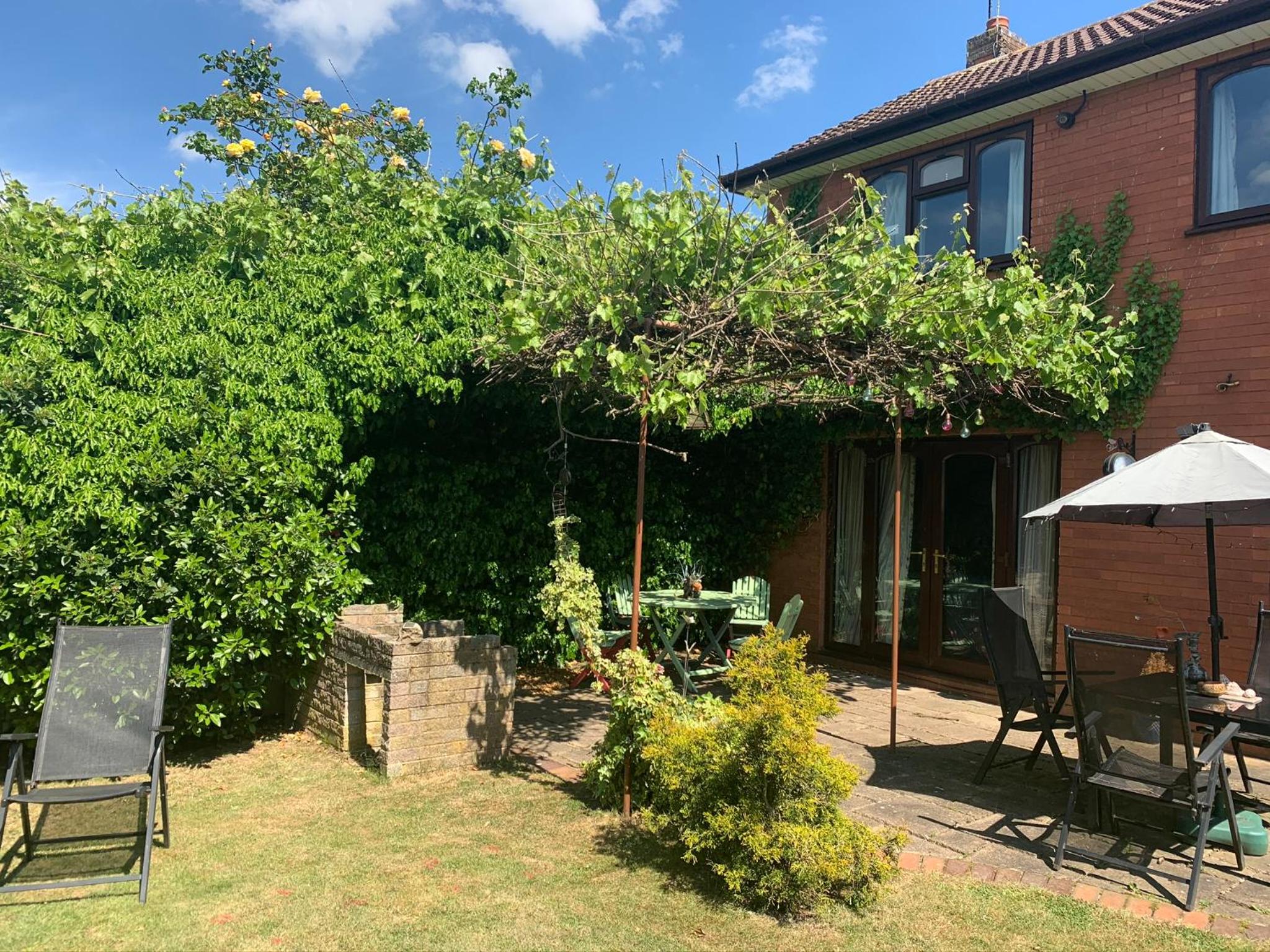 The Cedars House B&B
