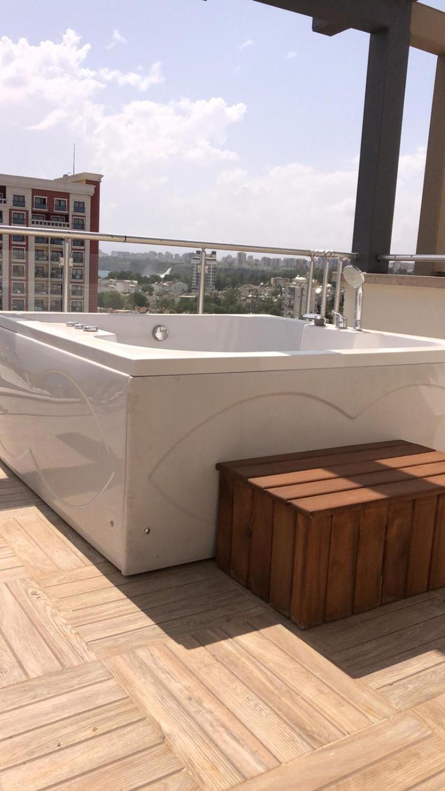Lara Park Suites