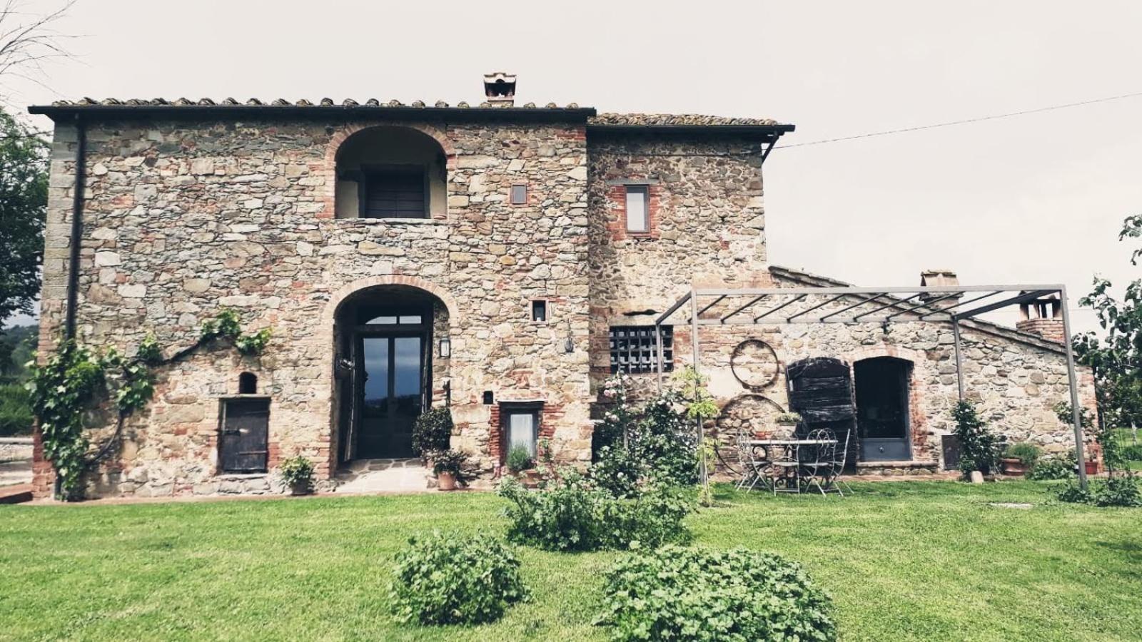 Podere Pievina Delle Corti - Dimora di Campagna