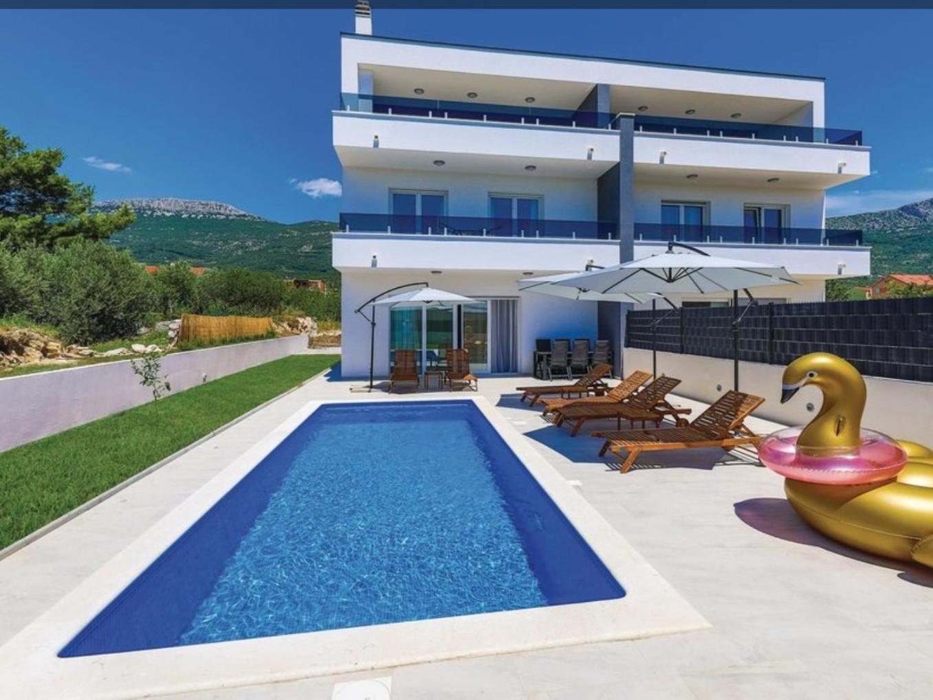 NEW VILLA DAVID, WI-FI, IPTV, 5 bedrooms, 4 bathrooms view 4