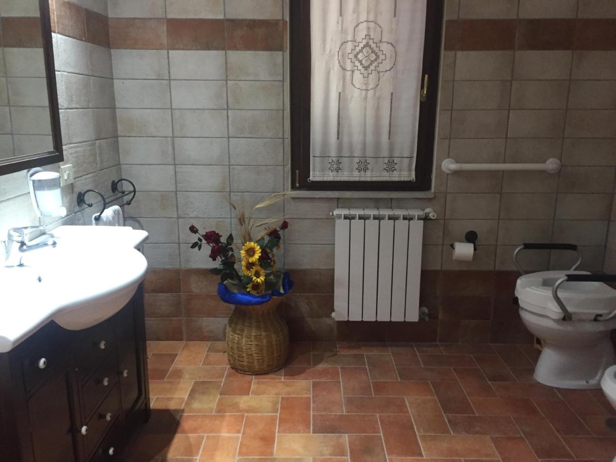 Photo 38