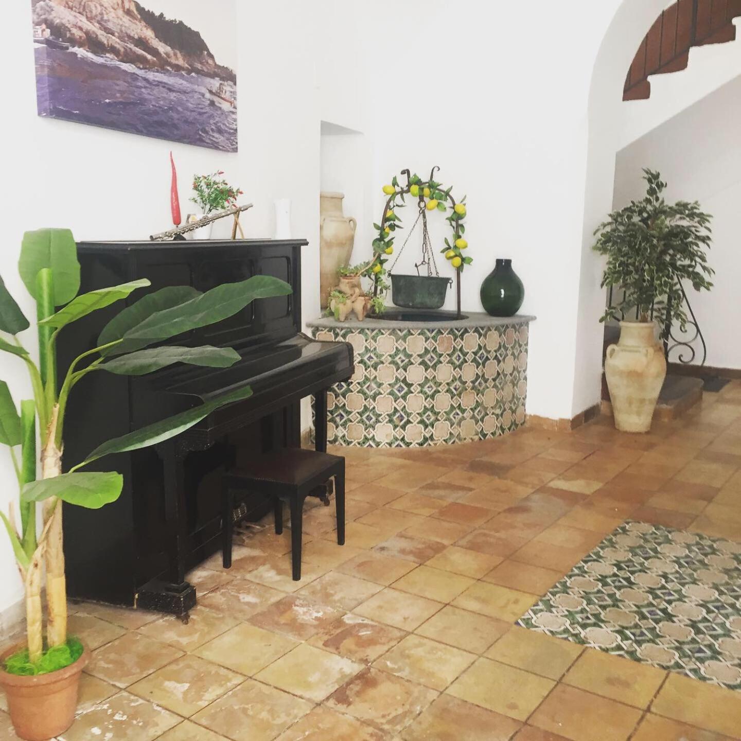 Sorrento Penthouse Suites photo 2