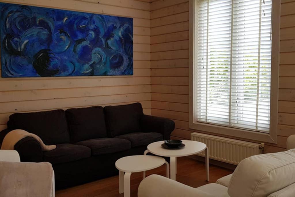 The Blue House - Luxurious Waterfront Villa Zeewolde view 5