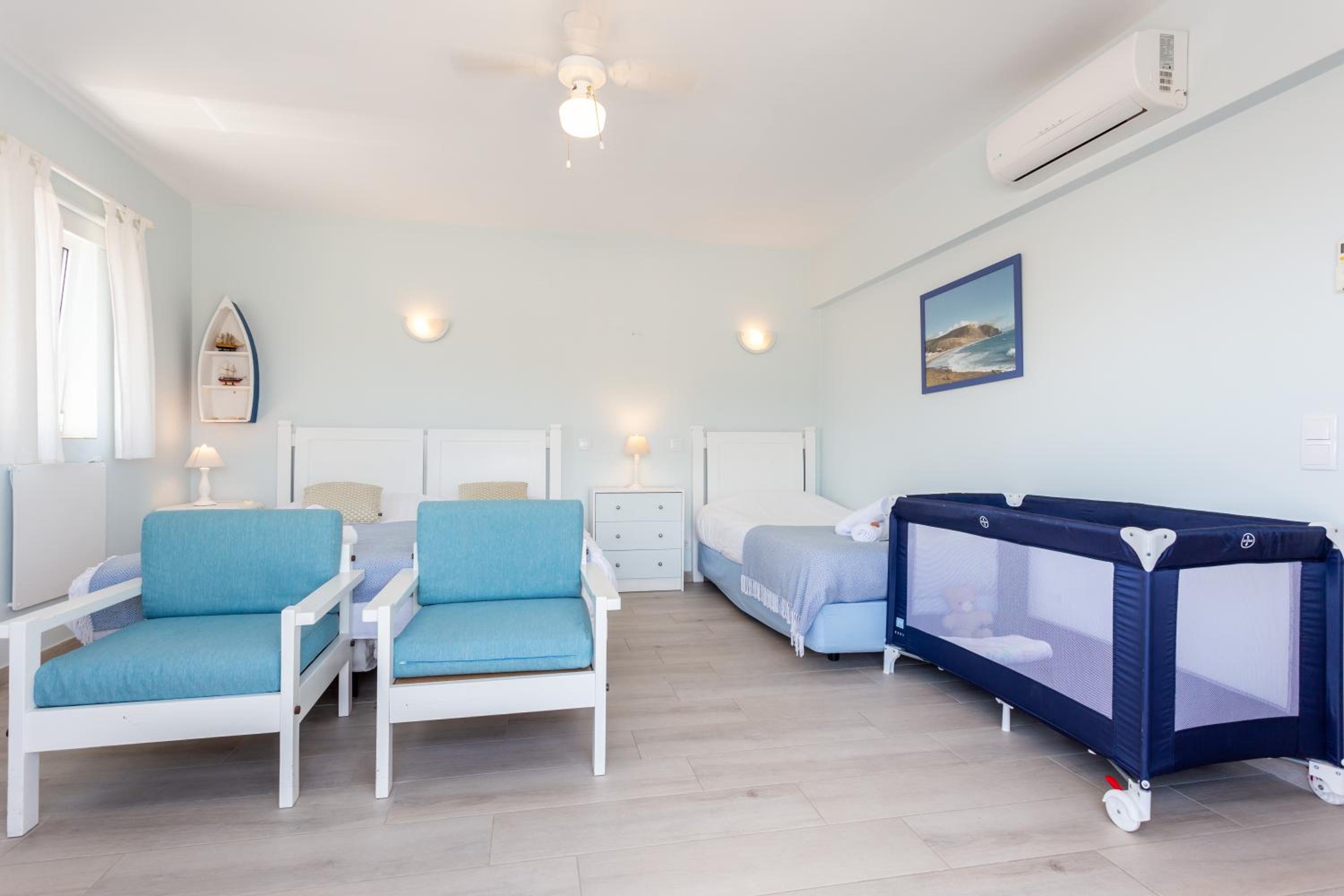 Mariners (1) - Bright and stylish apartment - walk to the beach view 3