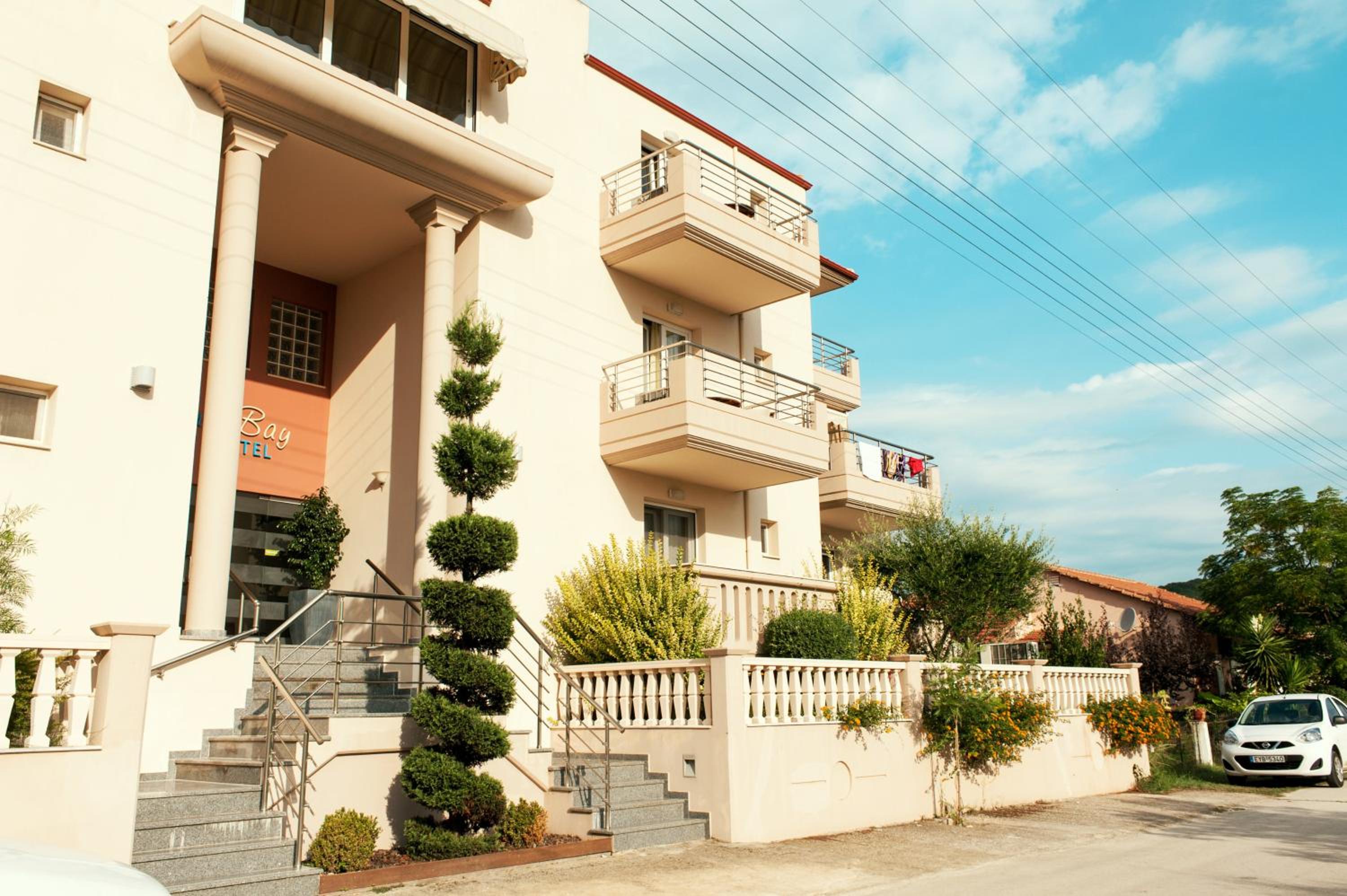 Hotel Ammos Bay - Image 1