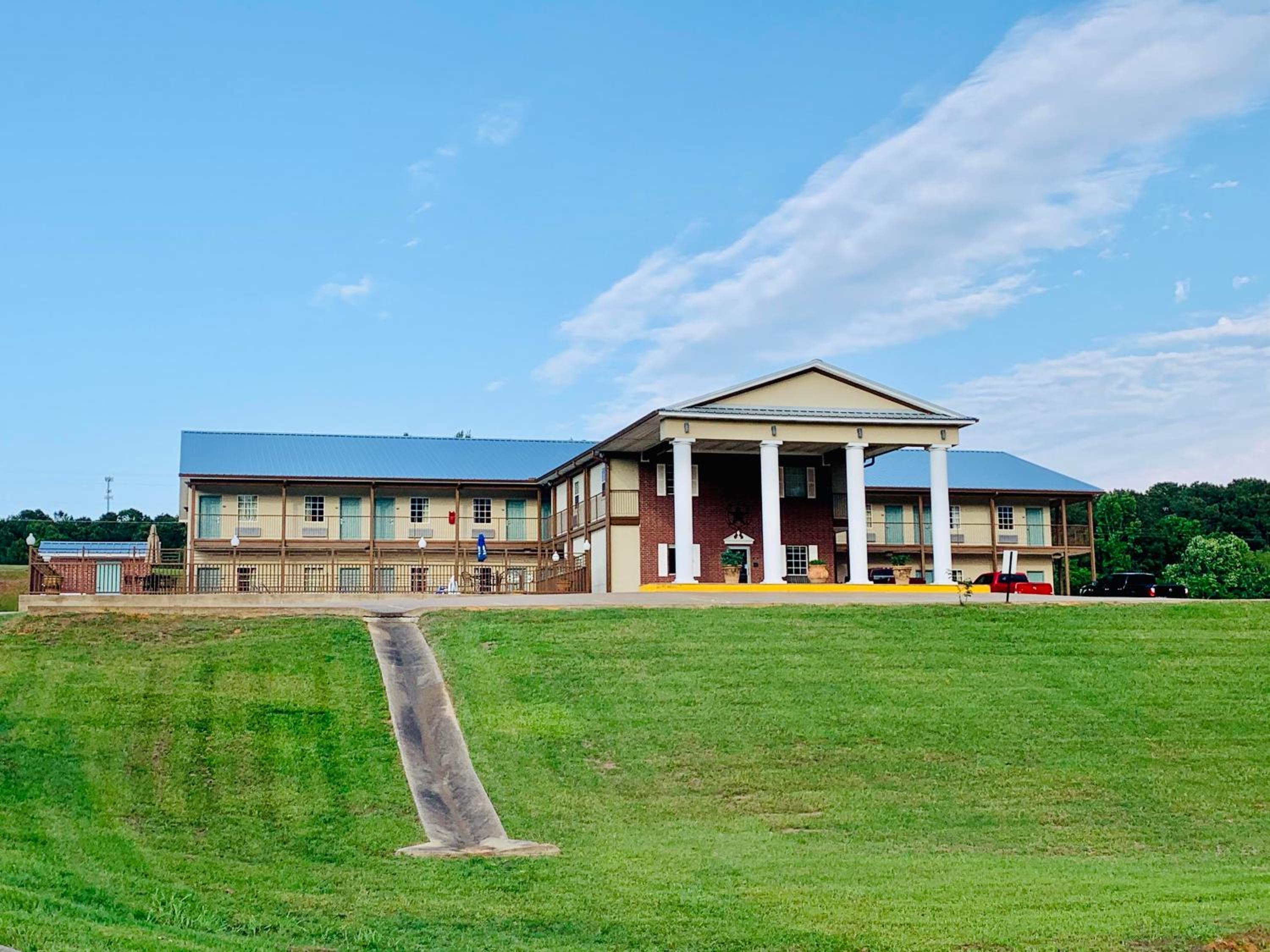 Weston Inn & Suites view 3