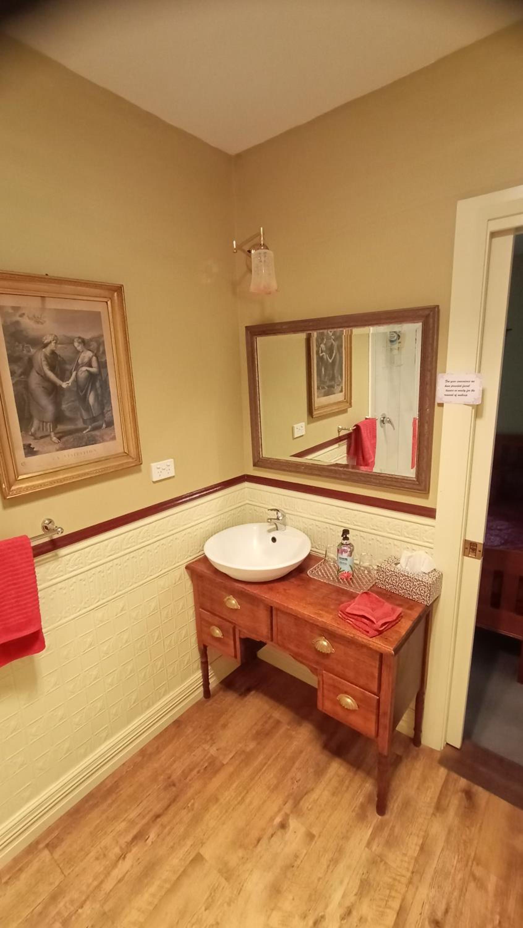 Blakes Manor Self Contained Heritage Accommodation