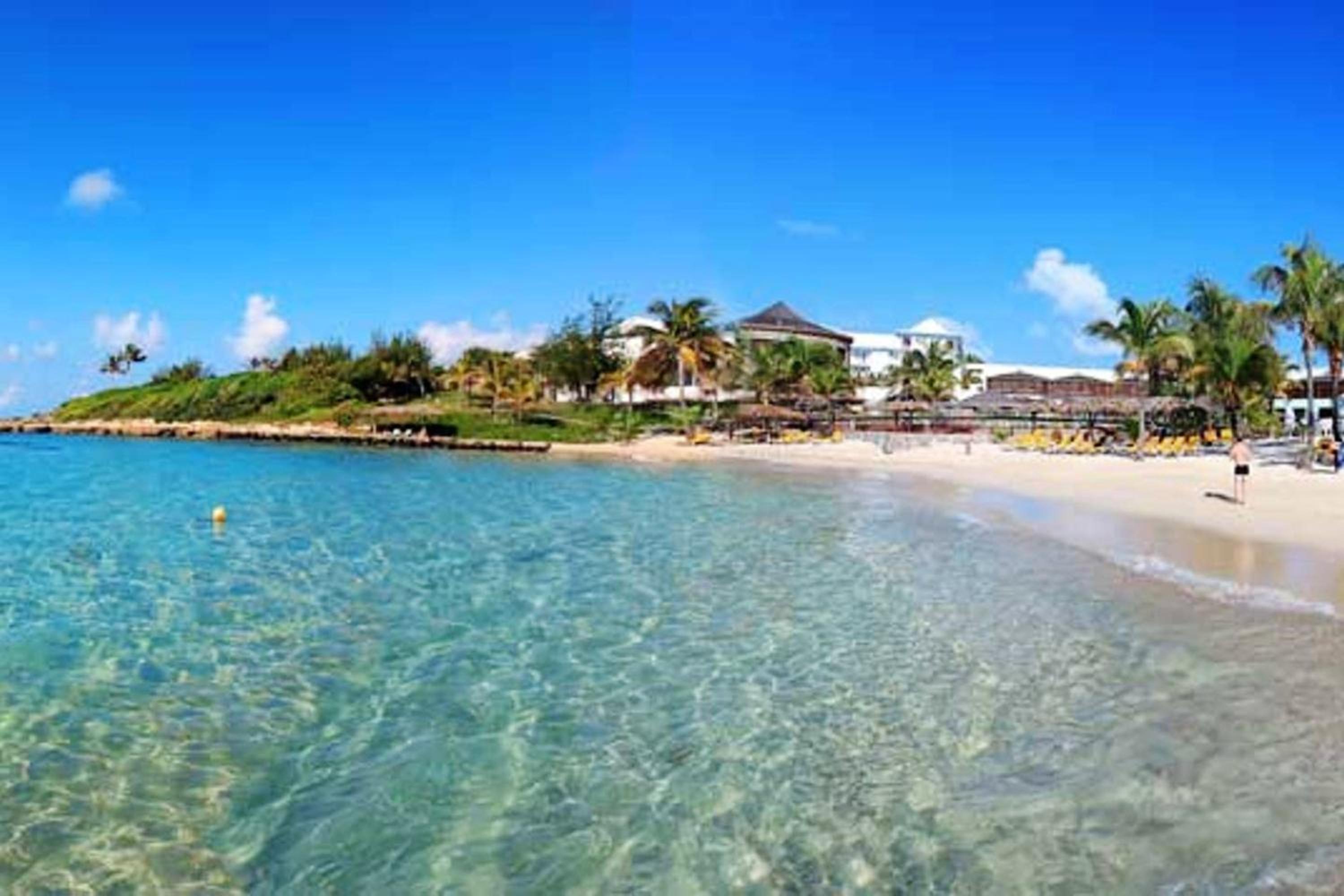 Appartement charmant a Saint Francois avec piscine view 3