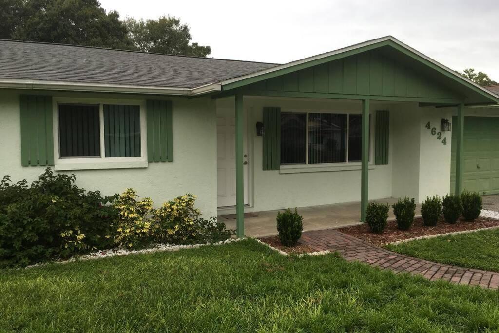 Cozy retreat in sunny Florida - Property Image 14