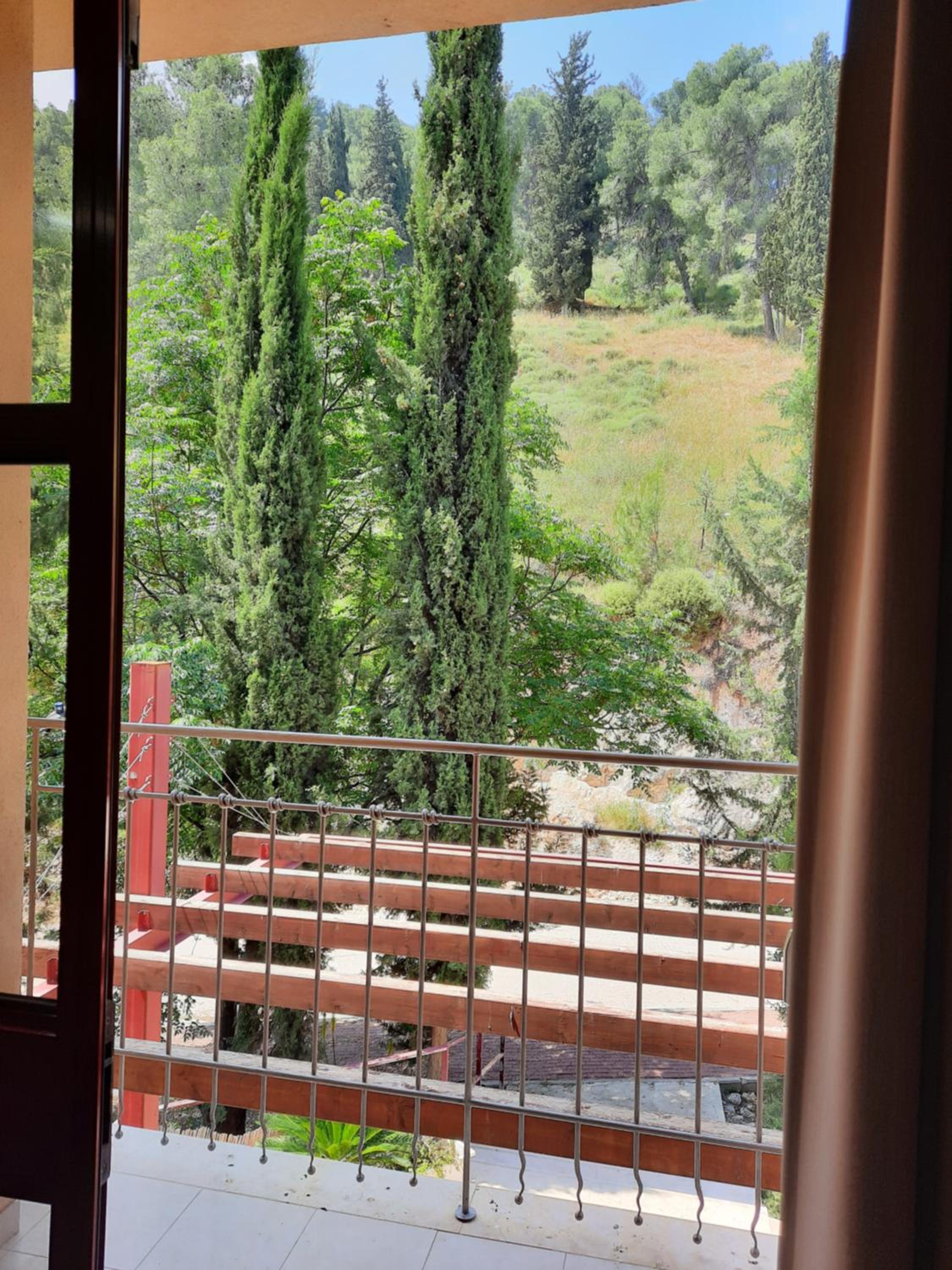 Estehar Hotel
